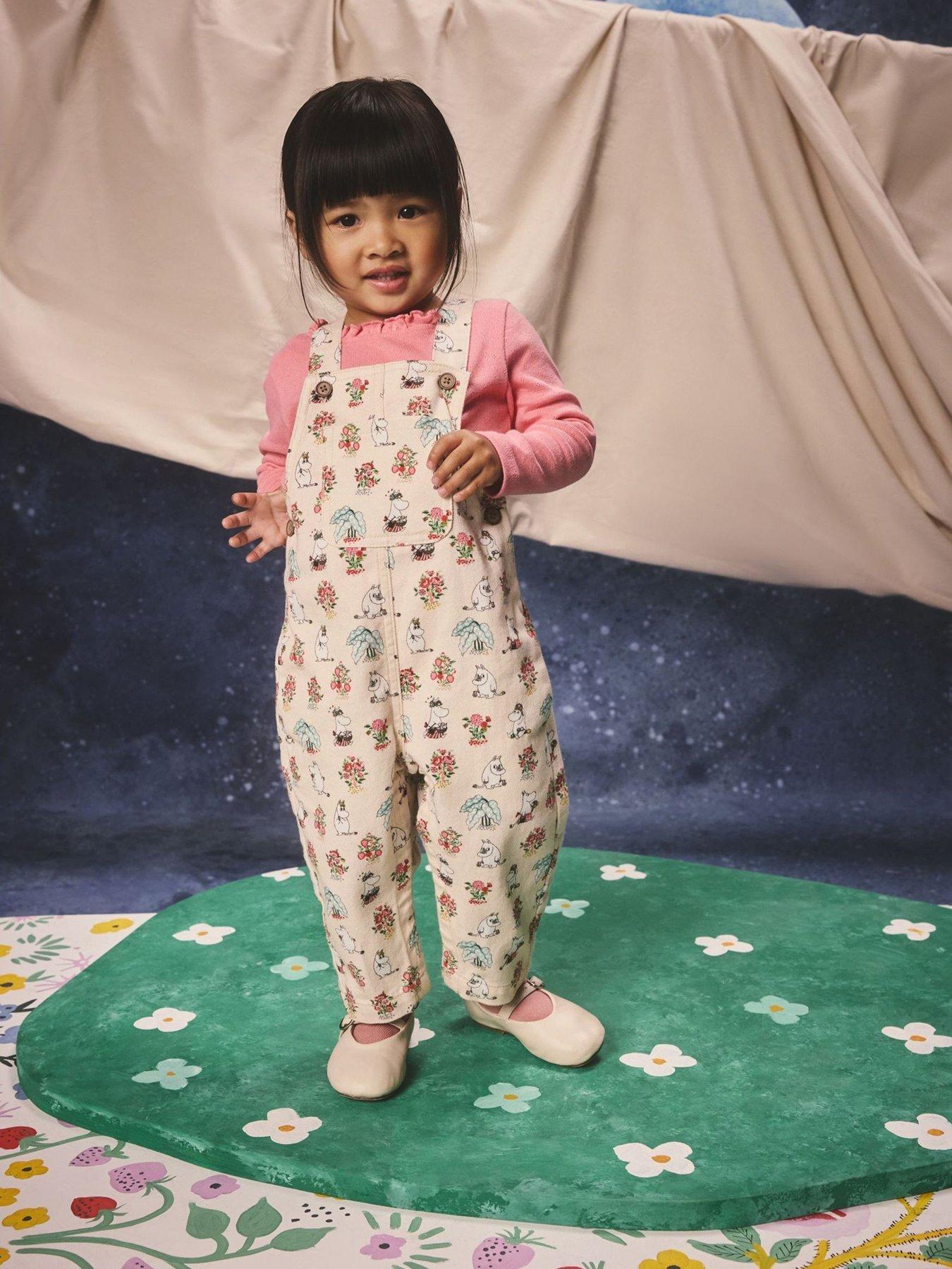  image of cath-kidston-younger-girls-moomin-printed-dungarees-pink