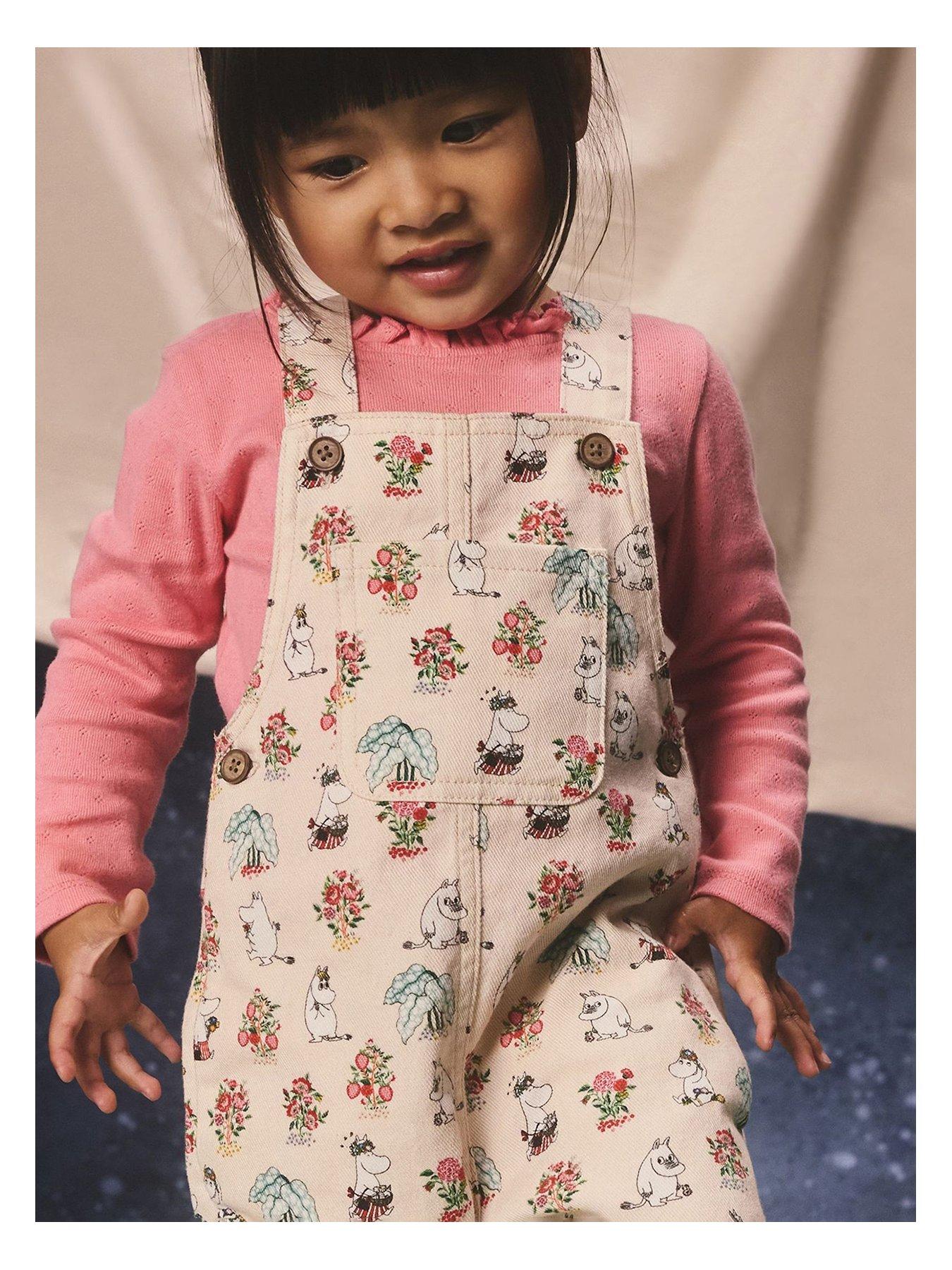  image of cath-kidston-younger-girls-moomin-printed-dungarees-pink