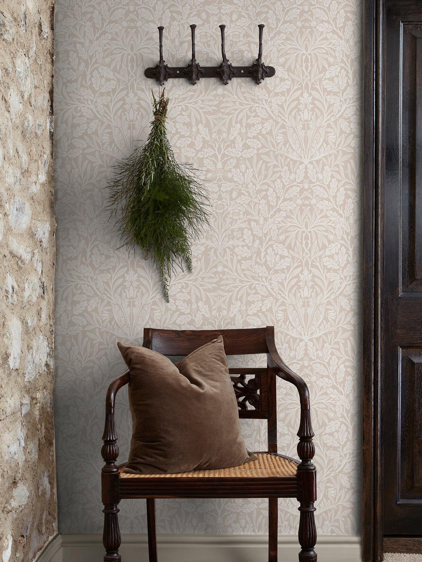 undefined William Morris Acorn Hessian - Wallpaper