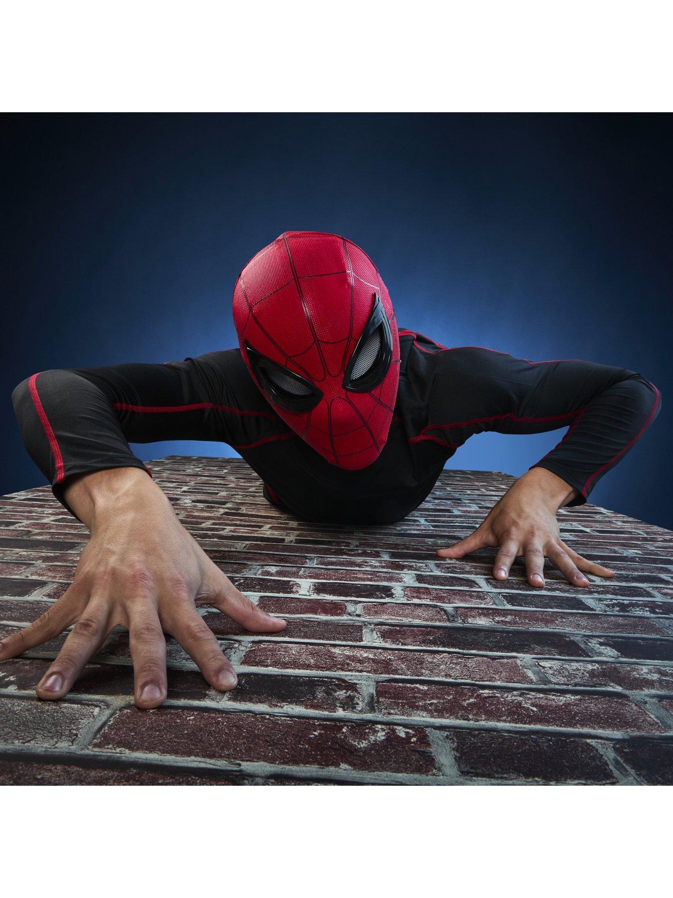  image of spiderman-marvel-legends-series-spider-man-electronic-expressive-mask