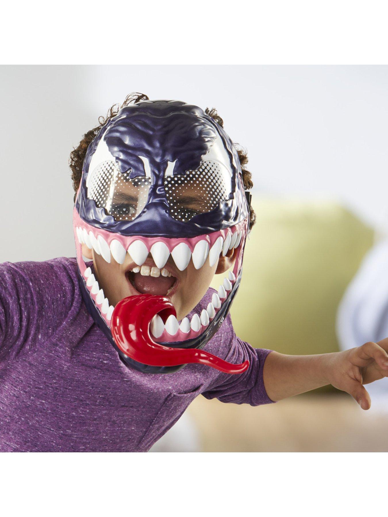 Image 2 of 7 of Spiderman Venomversus Venom Strike Blaster