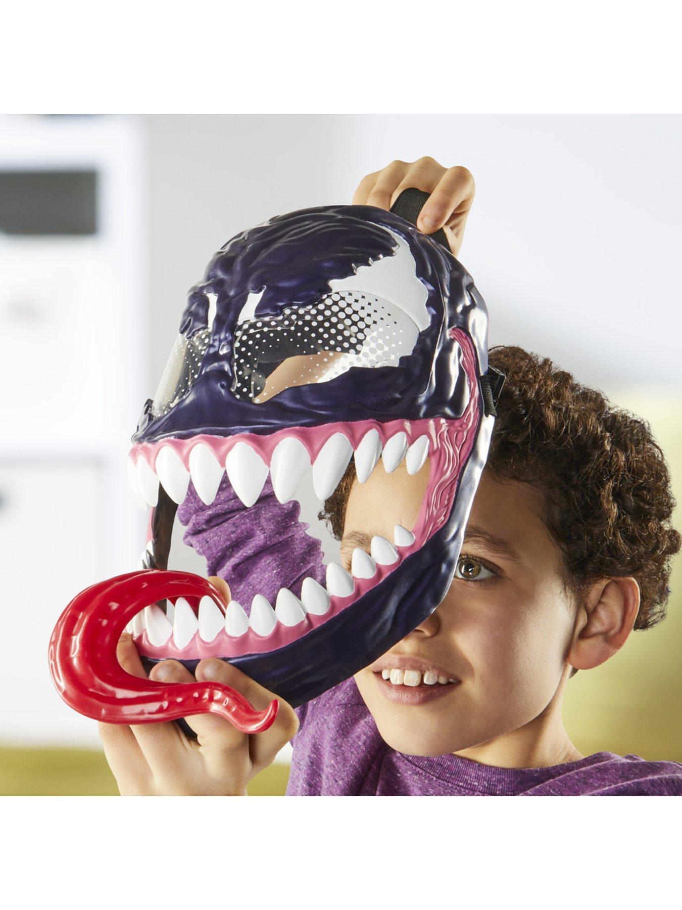 Image 4 of 7 of Spiderman Venomversus Venom Strike Blaster