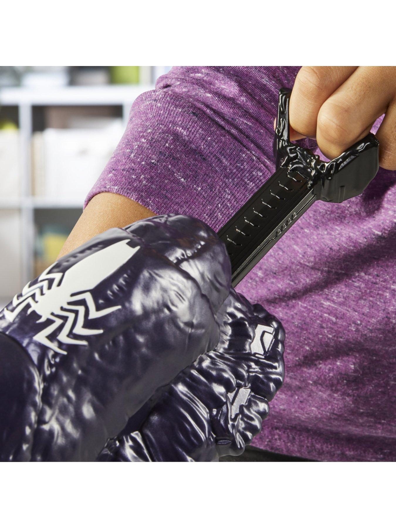 Image 5 of 7 of Spiderman Venomversus Venom Strike Blaster