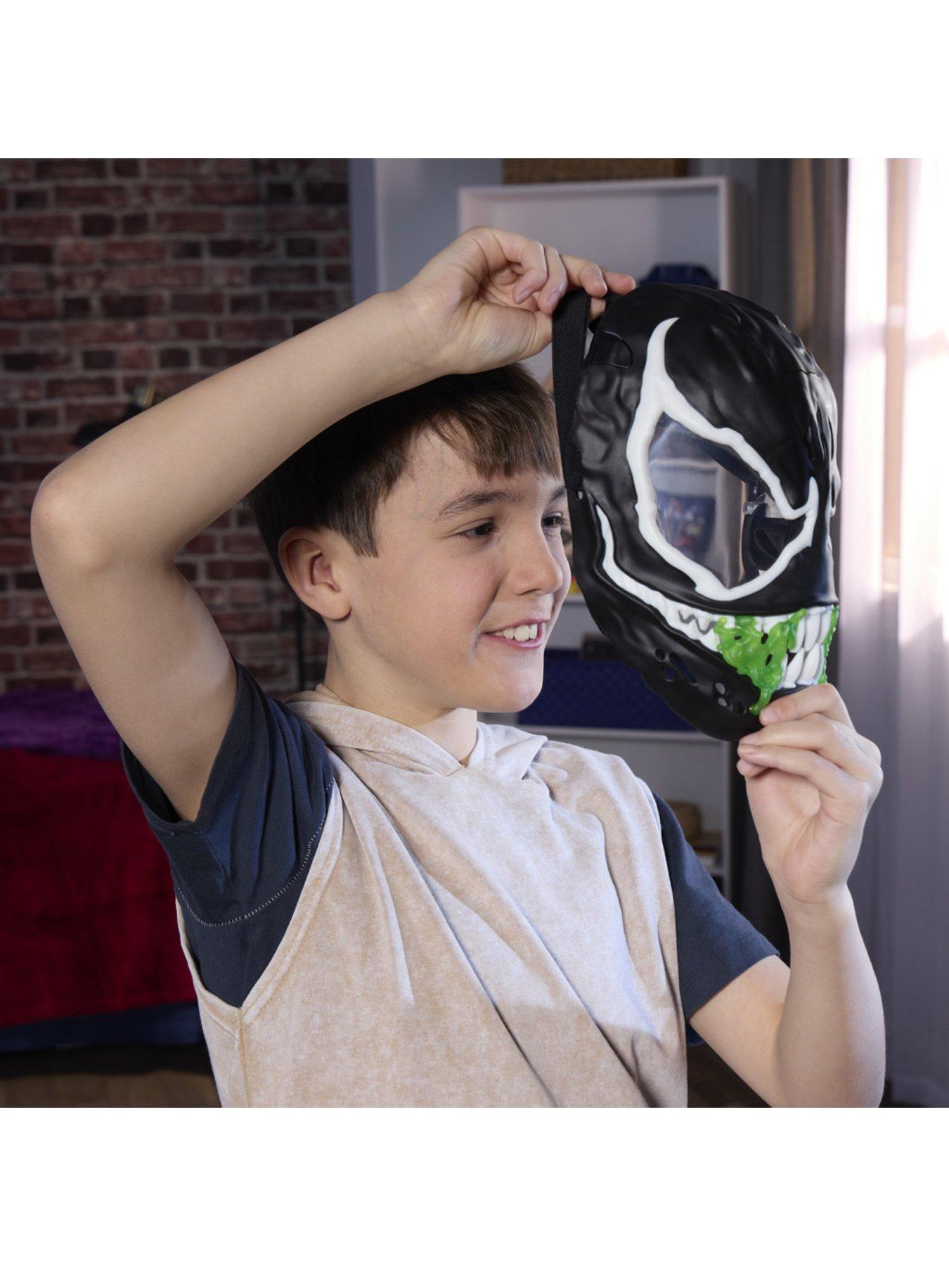 Image 5 of 7 of Spiderman Venom Glow-in-the-Dark Feature Mask