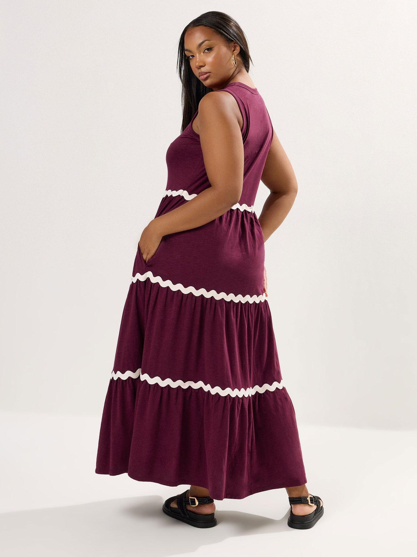 Image 2 of 4 of Yours Curve Contrast Trim Tiered Dress - Red