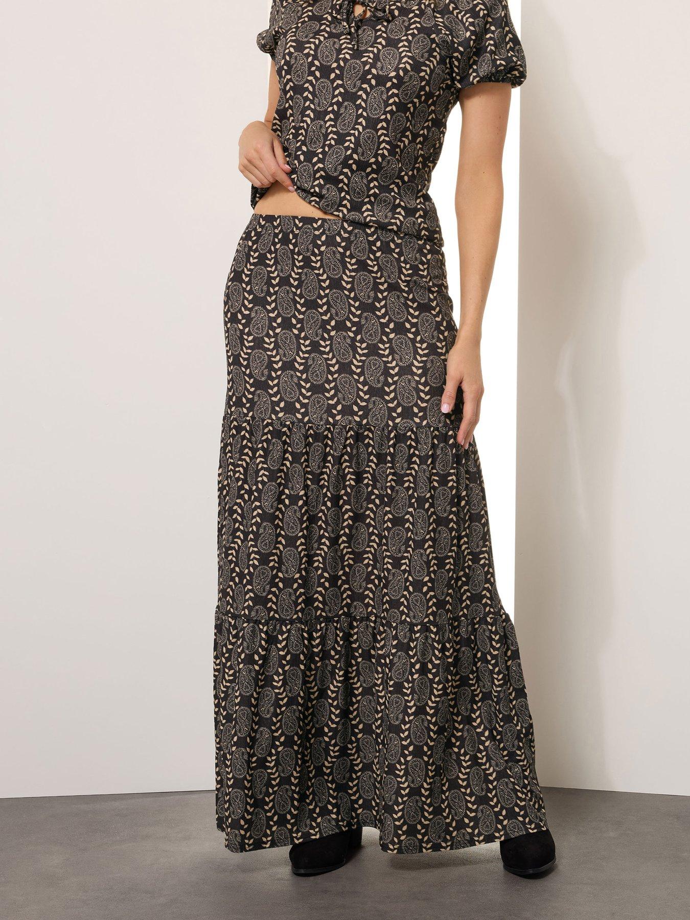 undefined Tall Tiered Maxi Skirt - Black