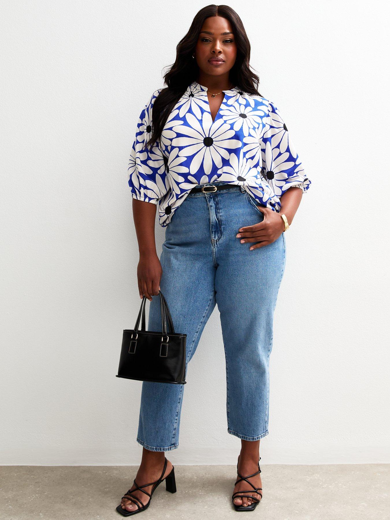 Image 5 of 6 of New Look Curves Blue Floral Print Top