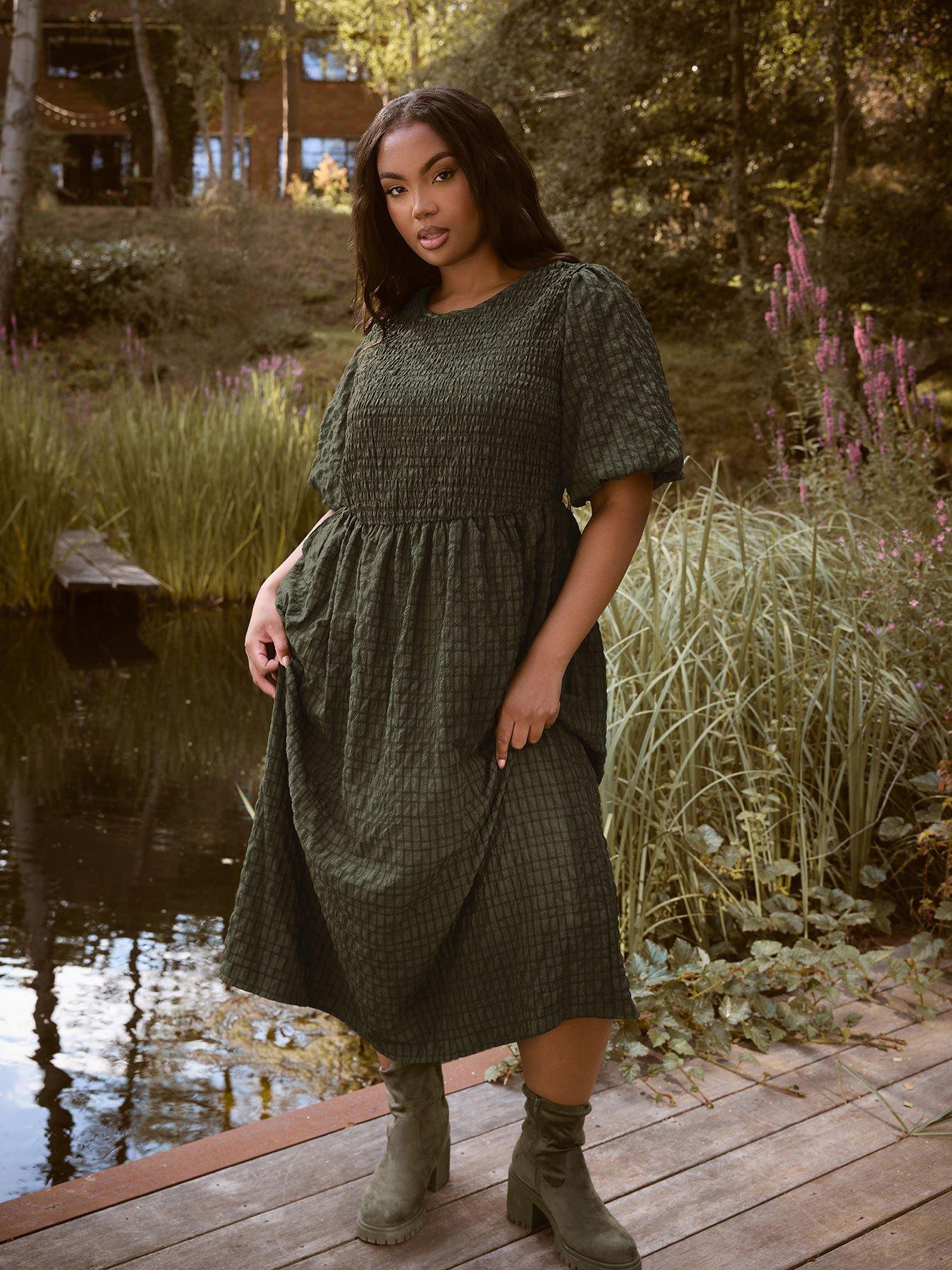 undefined Curve Textured Shirred Check Dress - Green