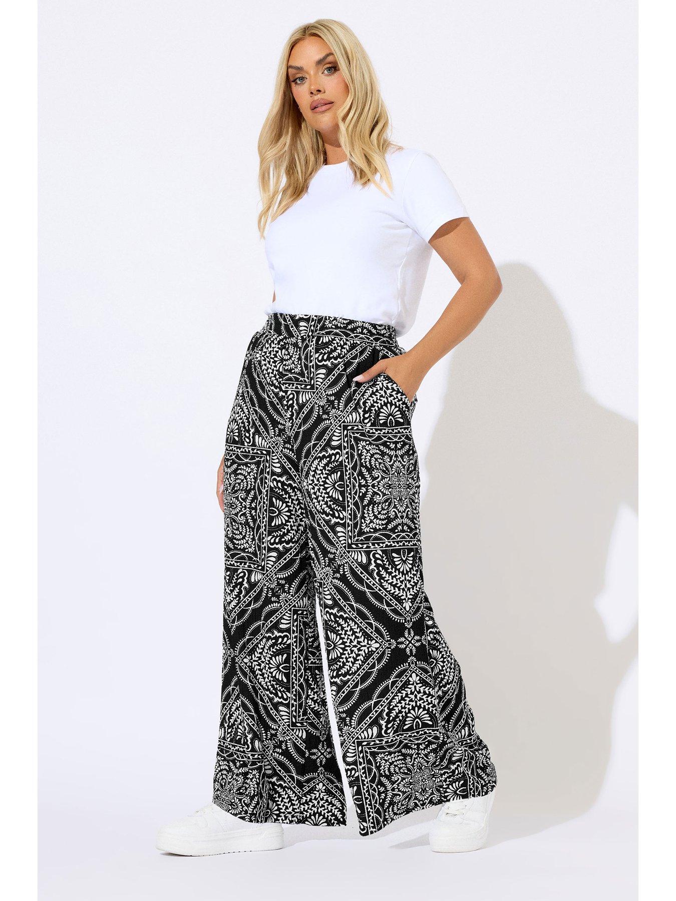Image 3 of 5 of Yours Curve Crinkle Wide Leg Trouser - Black