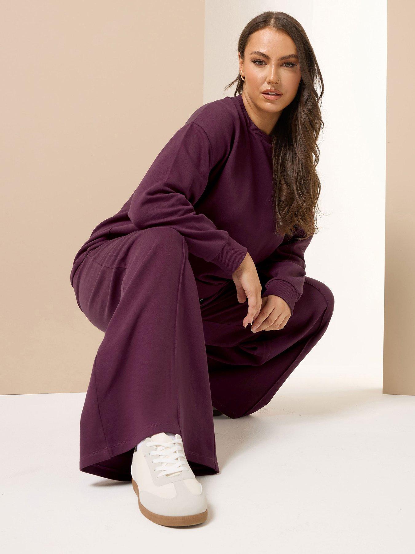 undefined Curve Crew Neck Sweatshirt & Trouser Set
