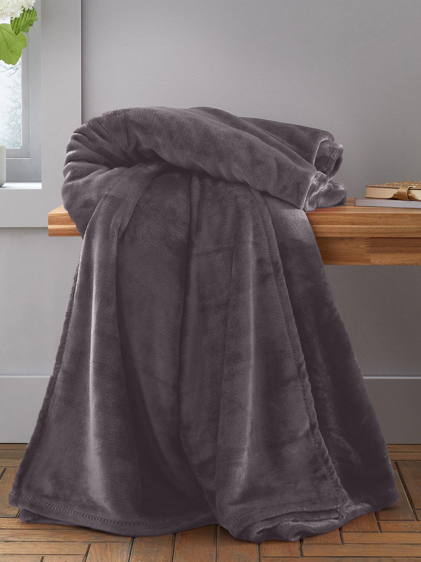 Catherine Lansfield Raschel Velvet Touch Couverture/Couvre-lit
