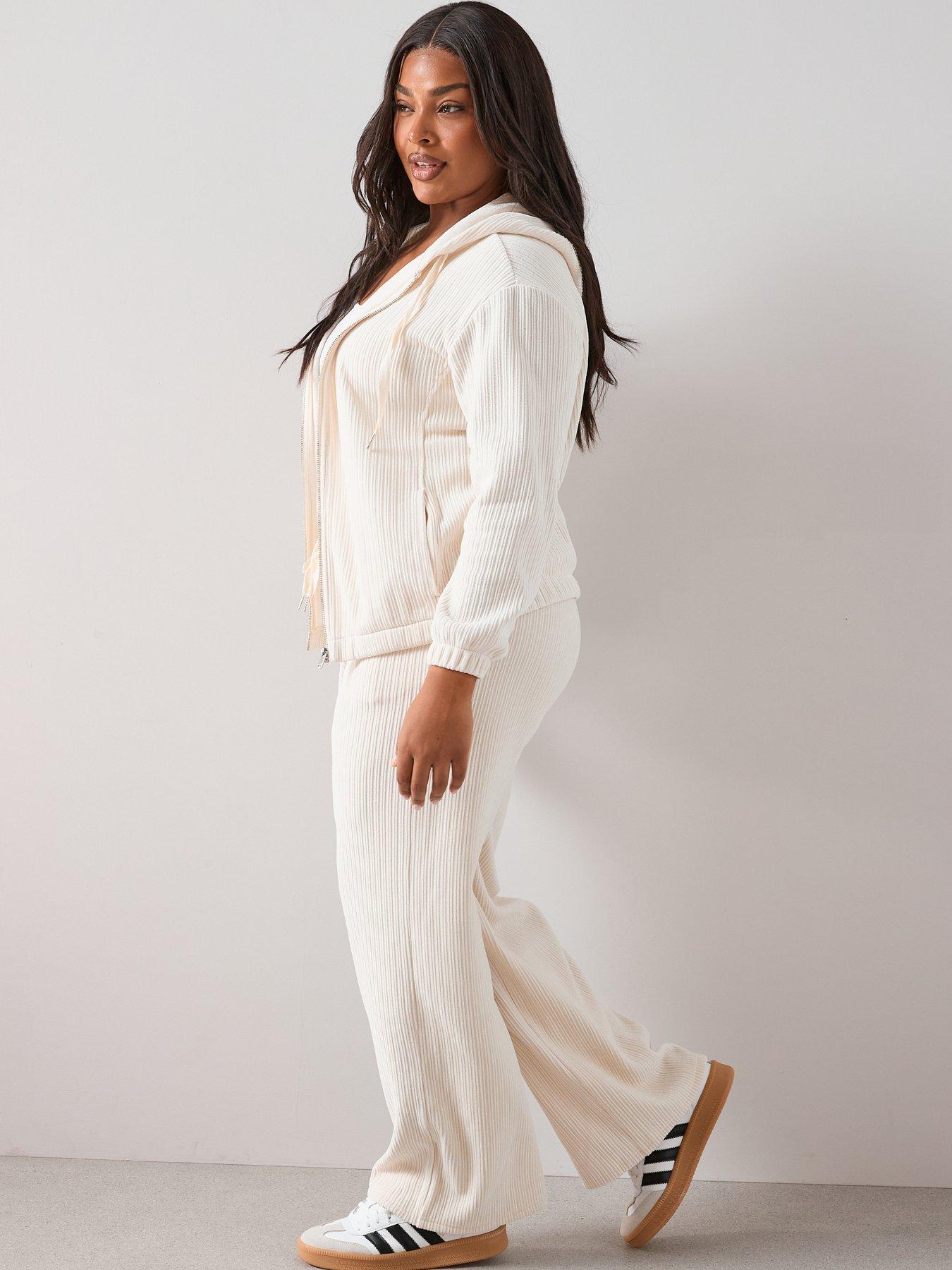 Image 4 of 6 of The Very Collection Curve Velour Rib Wide Leg Trouser - Cream