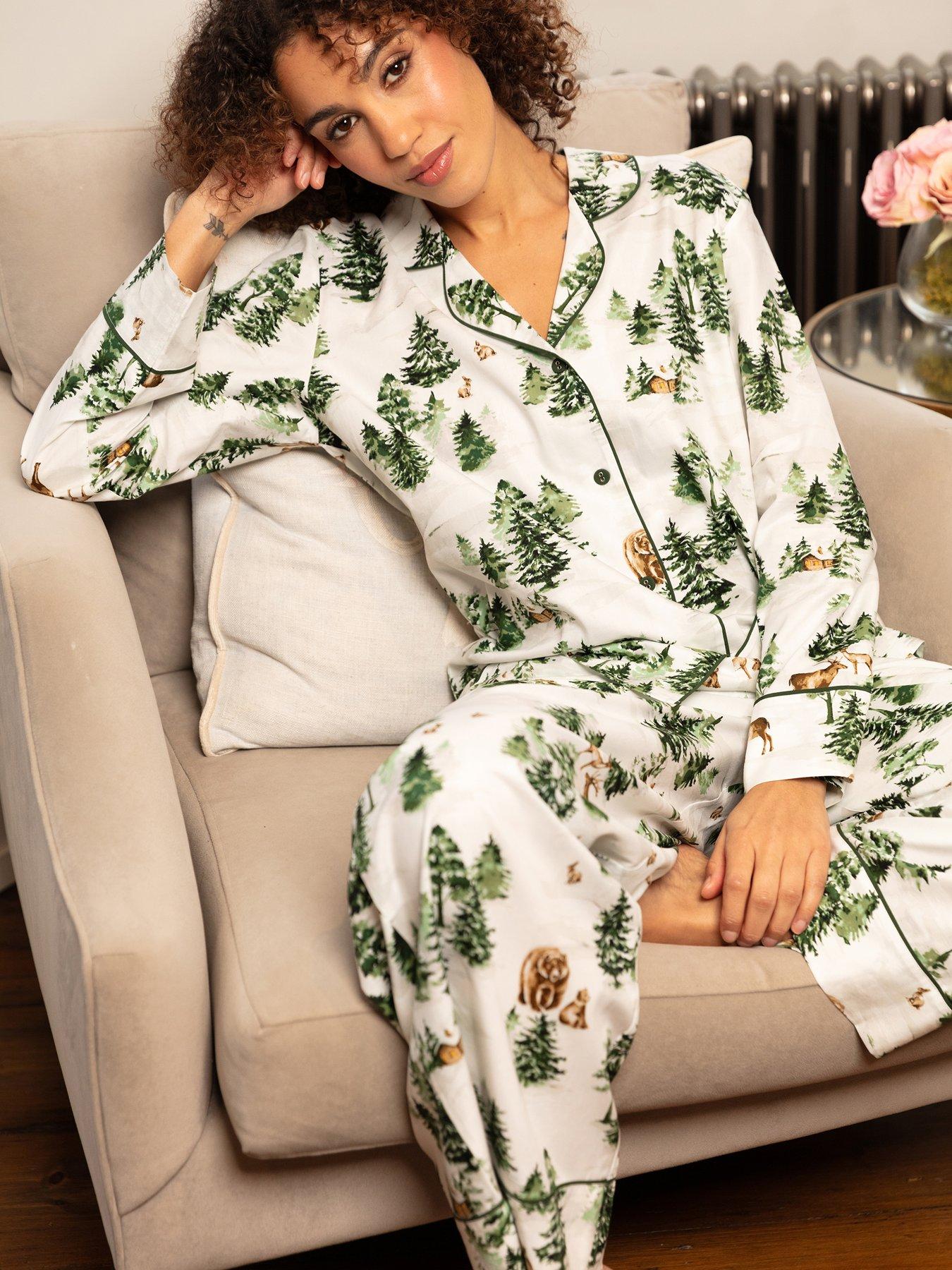 cyberjammies-fern-olive-green-alpine-print-pyjama-set-ivory