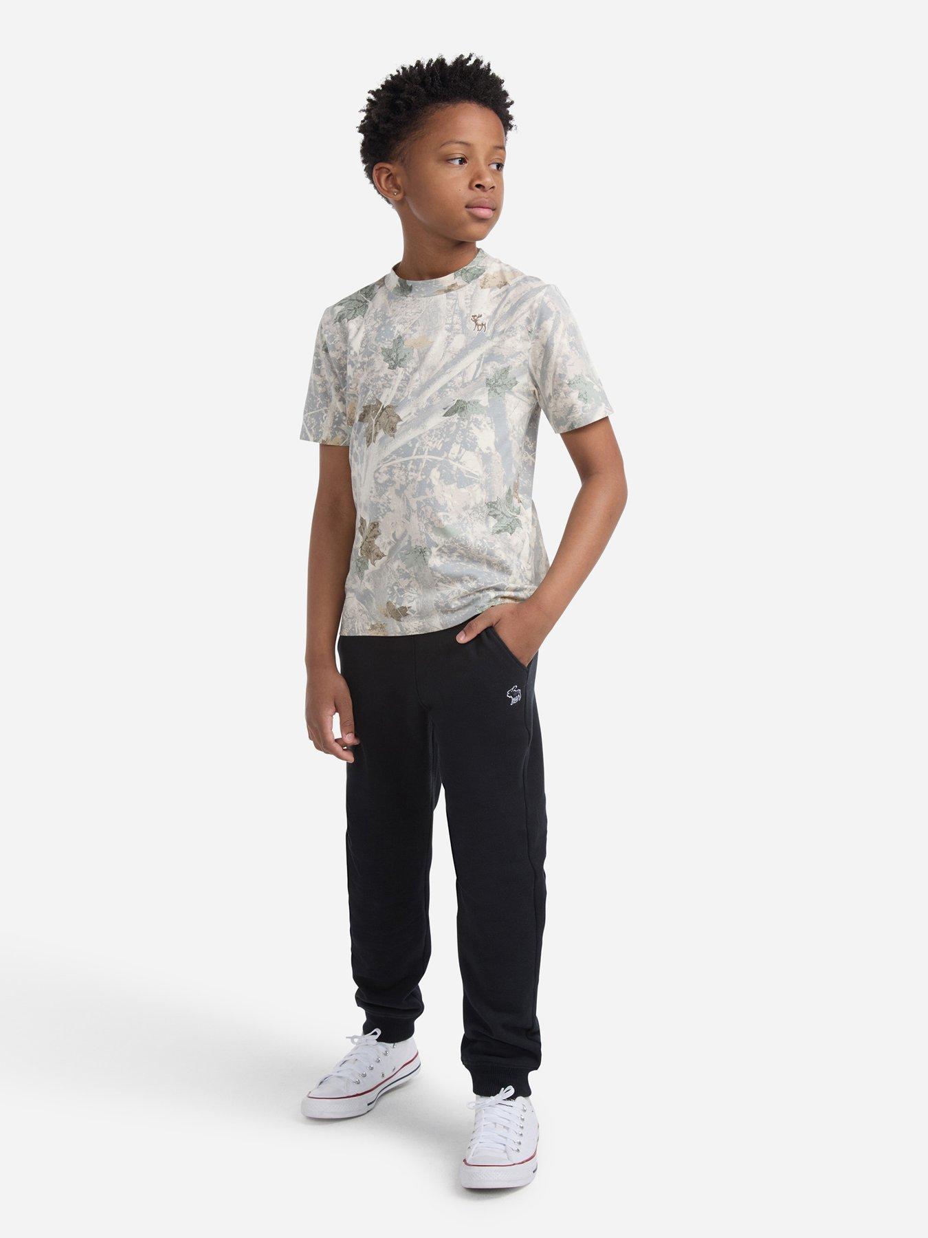 undefined Boys Essential Fleece Jogger - Black
