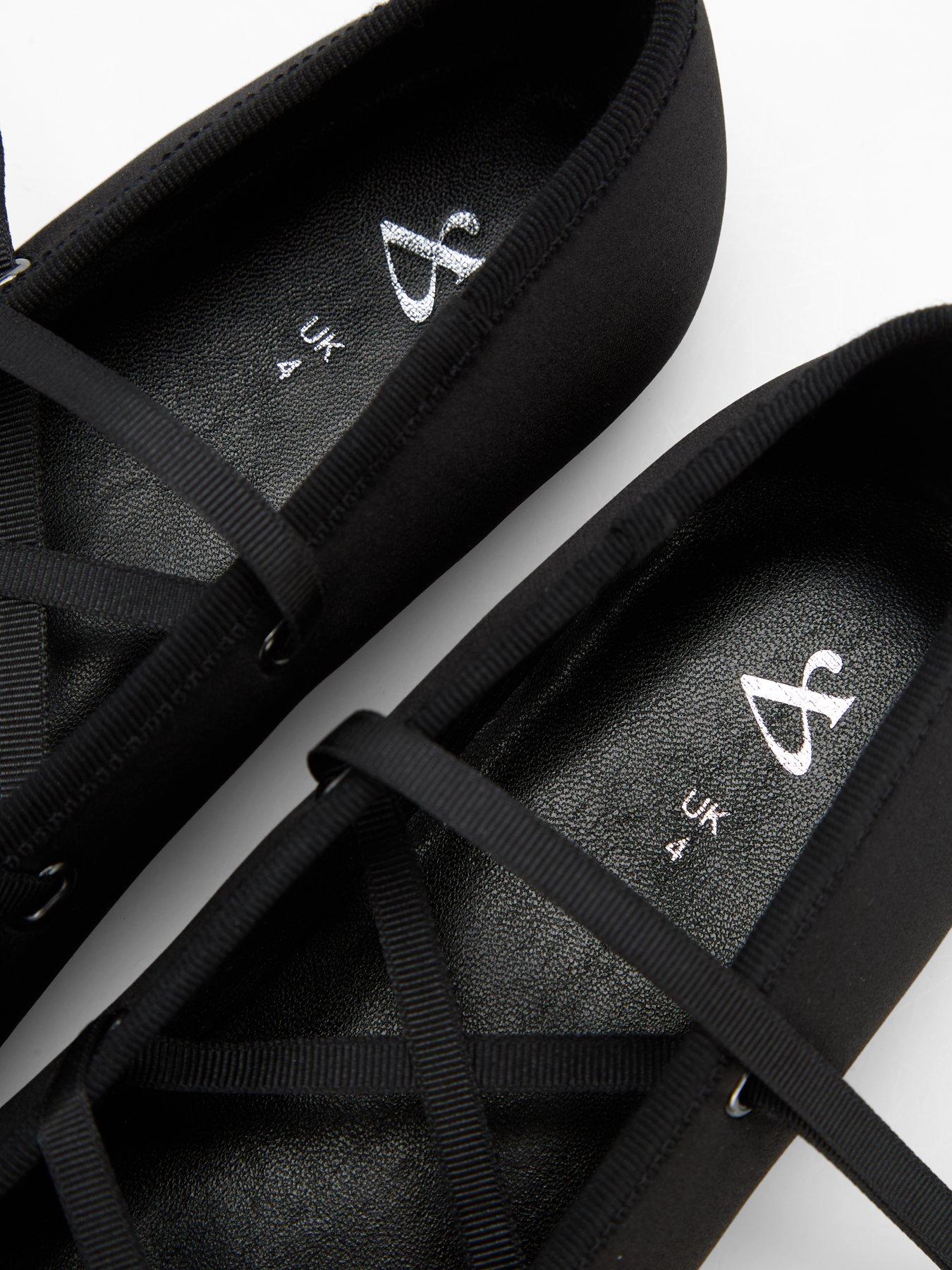 Image 7 of 8 of The Very Collection Ghillie Ballet Flat Shoe - Black