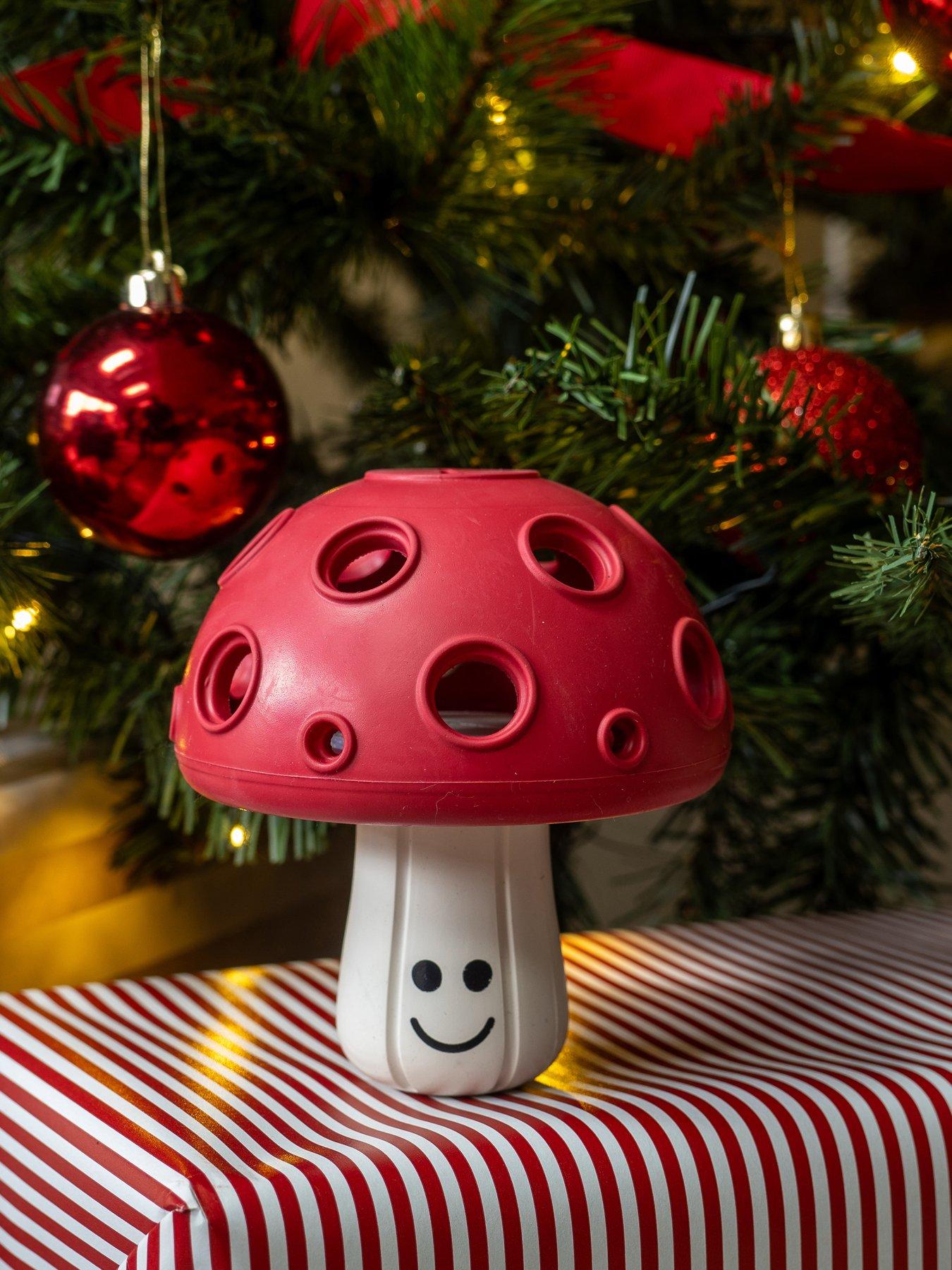 Image 1 of 4 of Zoon Treat Shroom