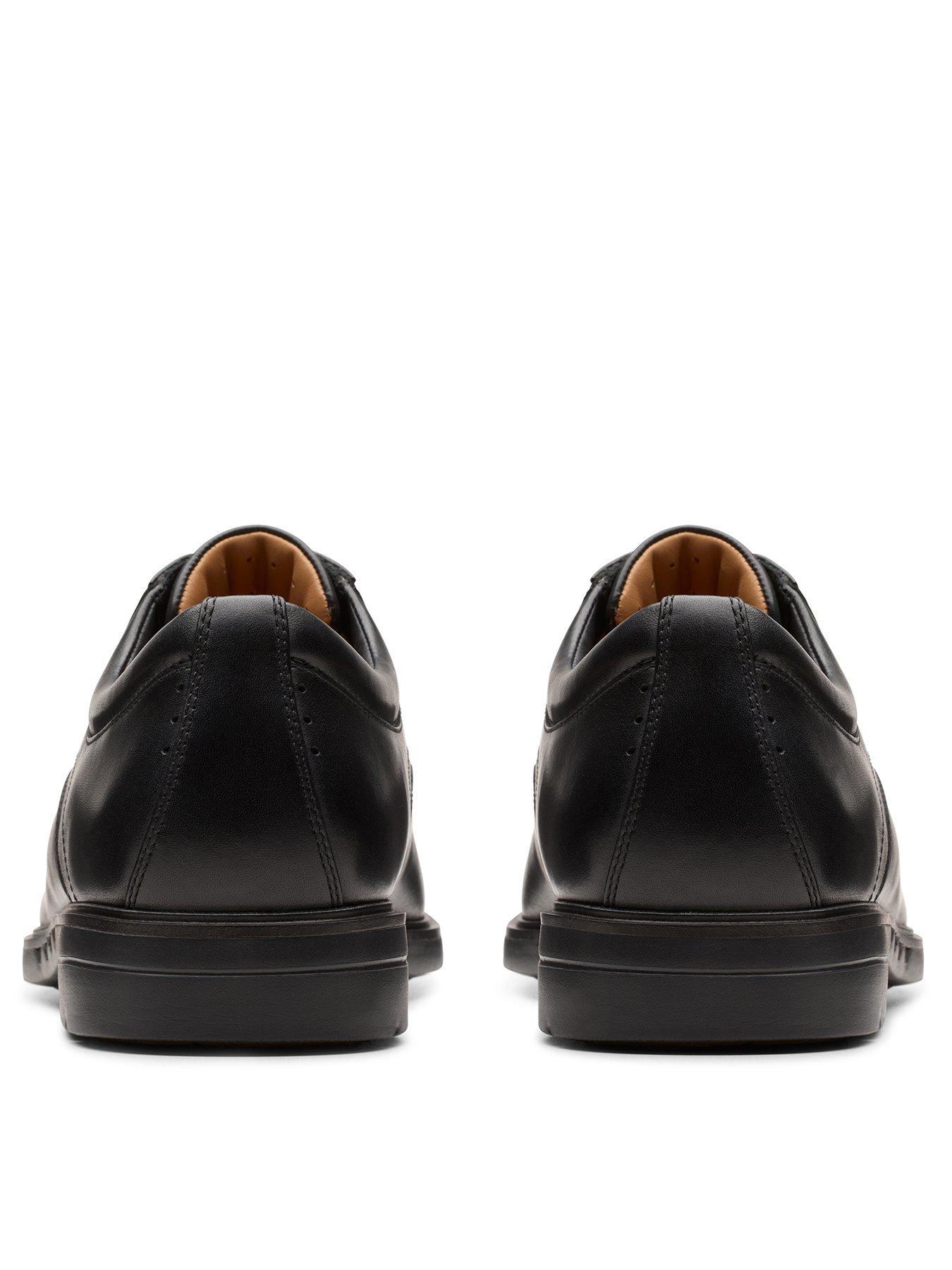 Image 3 of 7 of Clarks Un Kendric Way Leather Lace Up Oxford Shoes - Black
