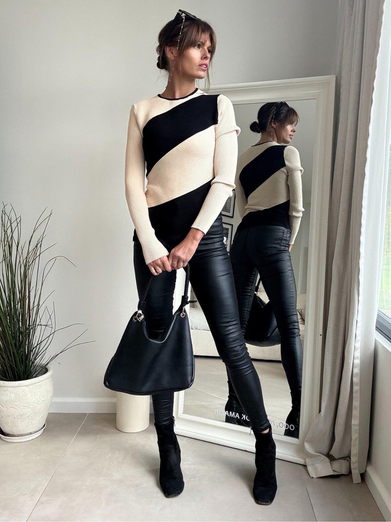 Image 3 of 5 of Style Cheat MONO ABSTRACT KNIT TOP