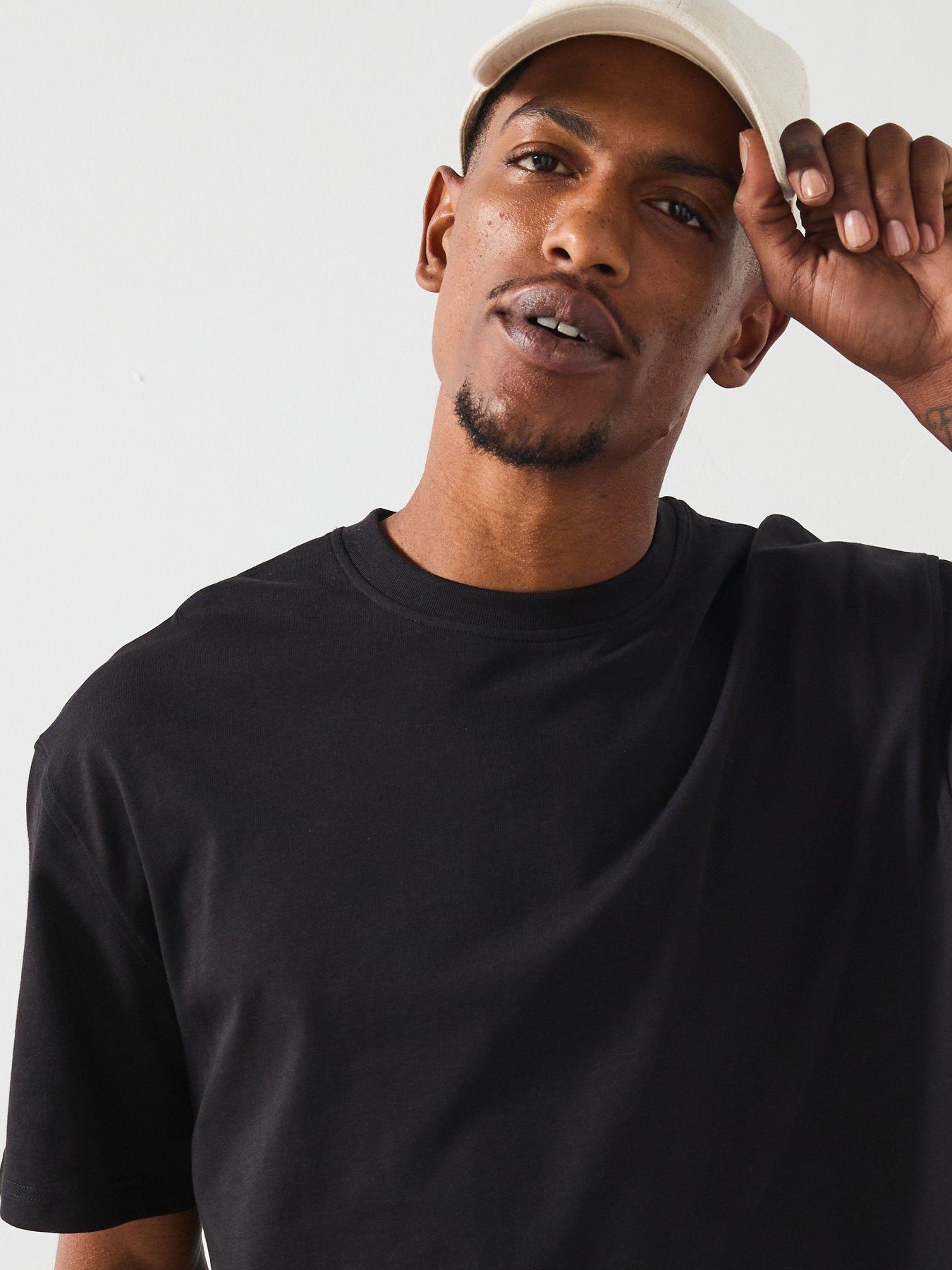  image of les-deux-danton-large-back-initial-logo-t-shirt-black