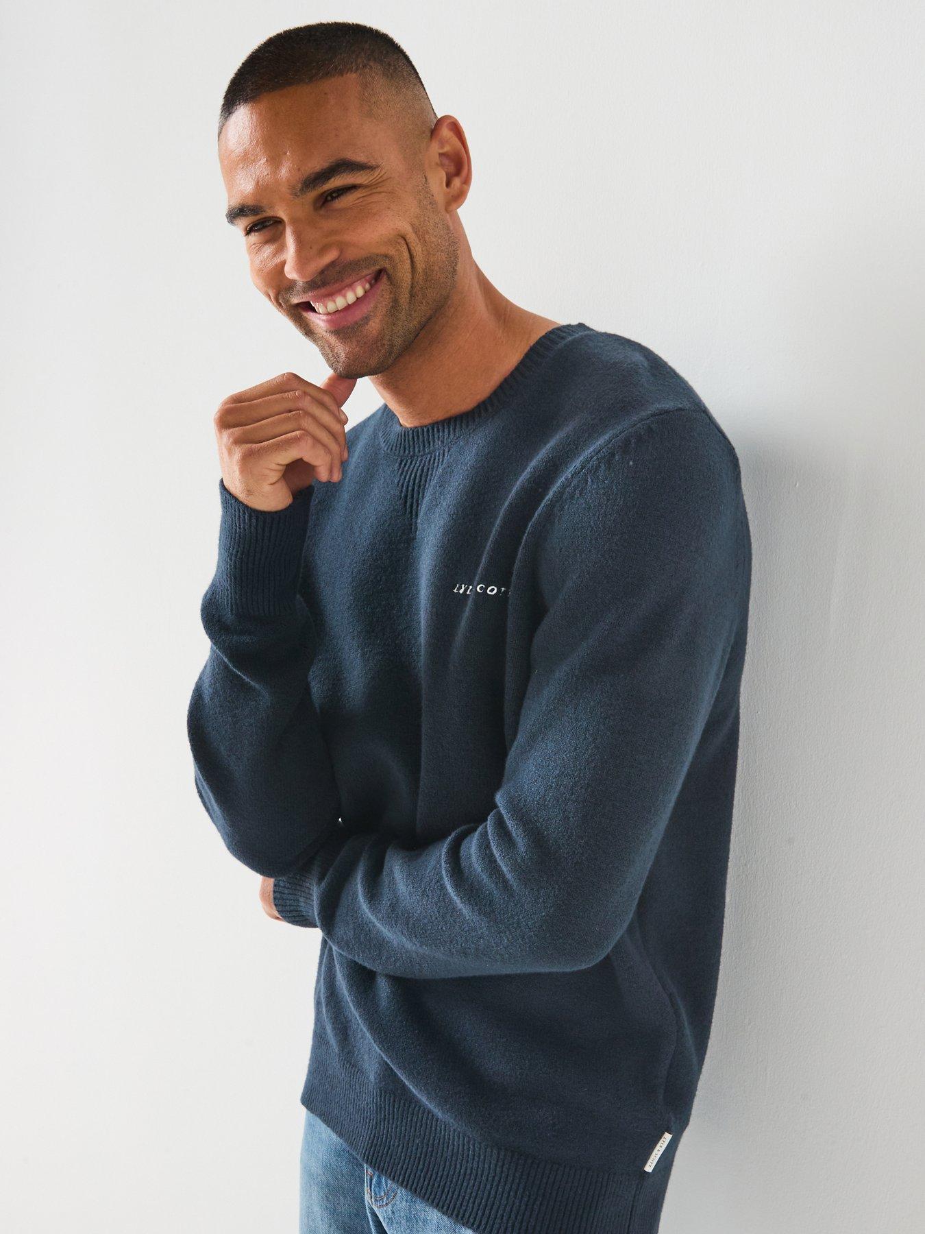 Image 1 of 6 of Lyle & Scott Script Knitted Crew Neck- Navy