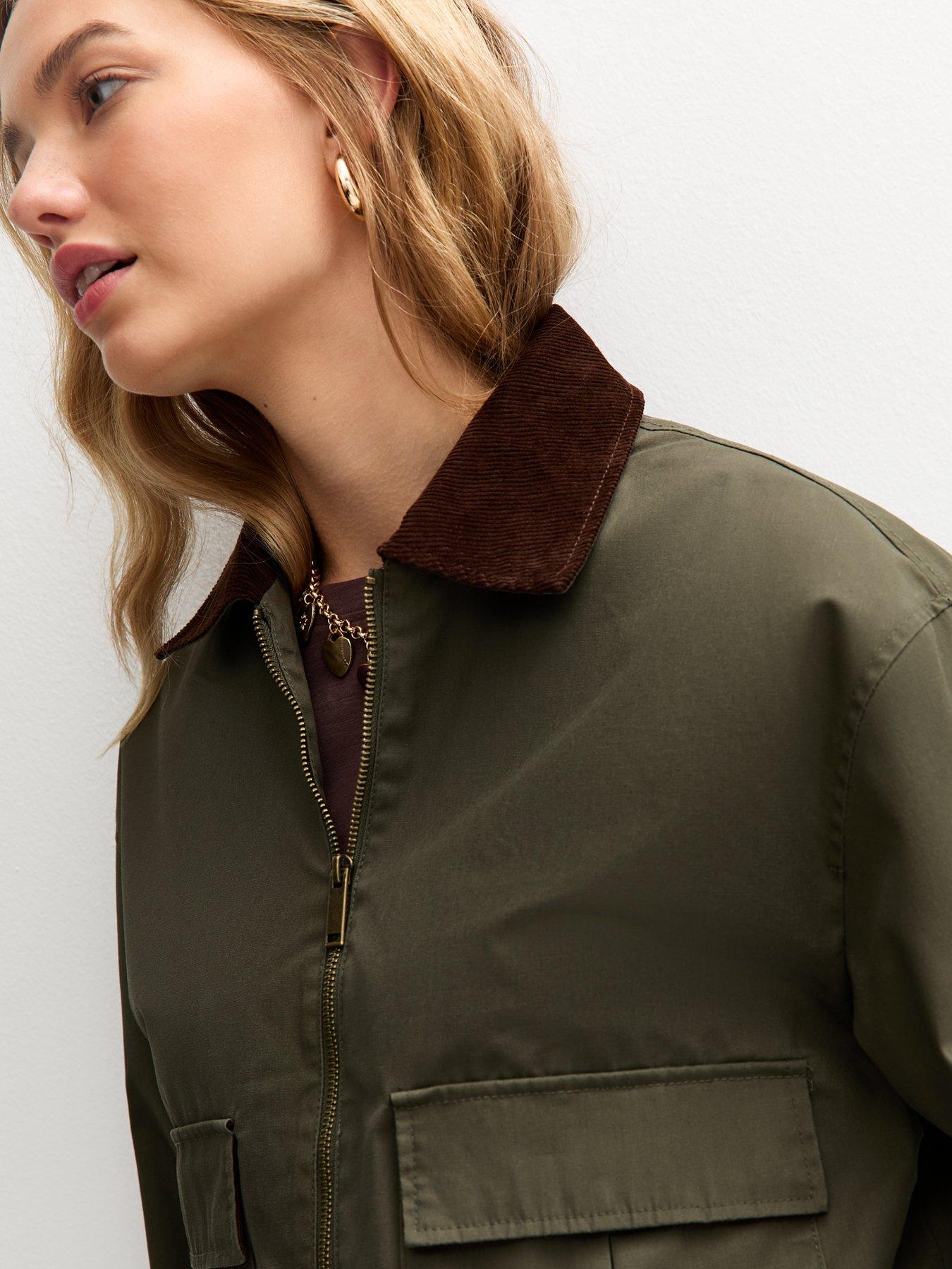 Image 4 of 4 of New Look Khaki Contrast Collar Cropped Barn Jacket - Green