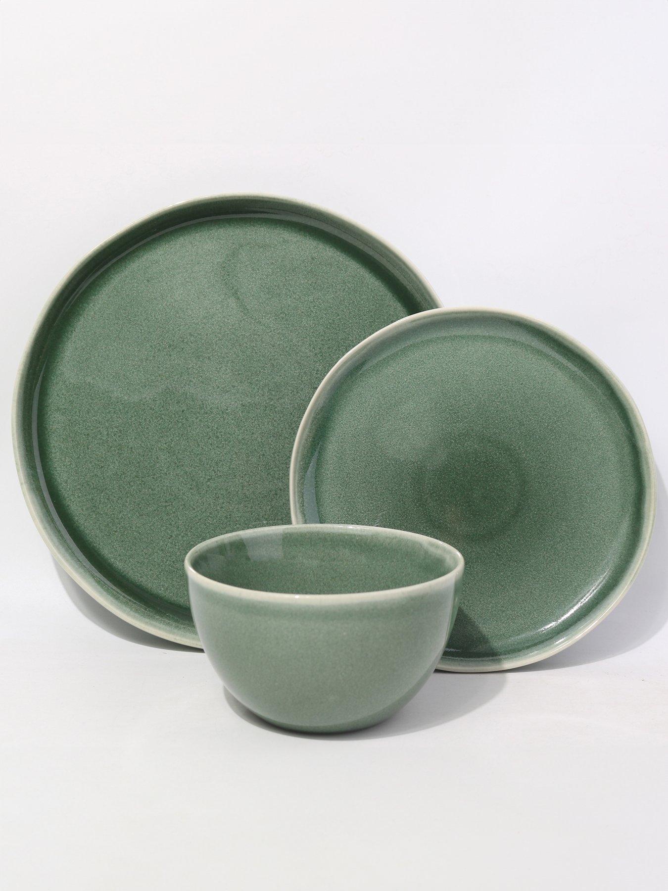 undefined 12pc Green Reactive Glaze Lipped