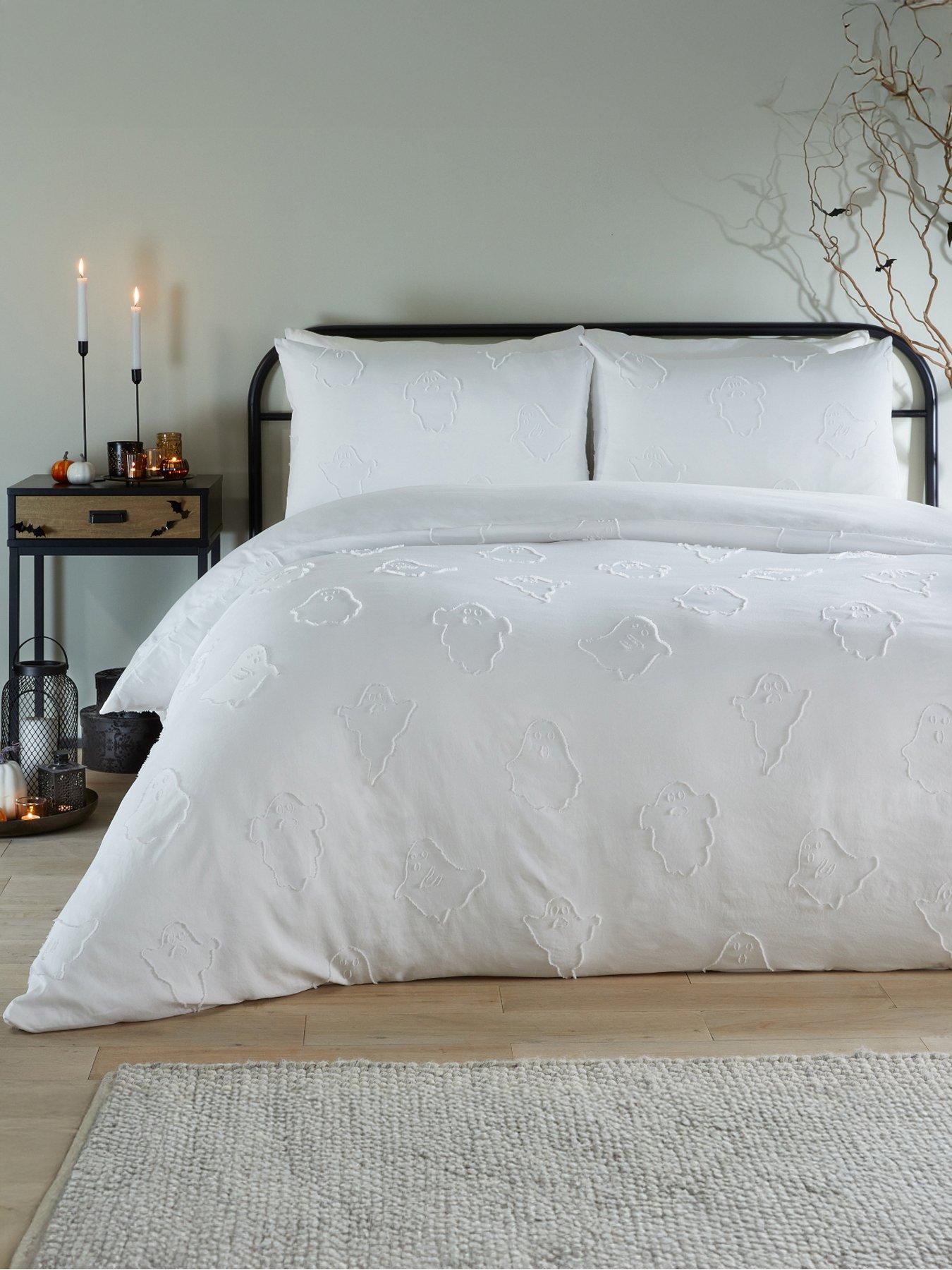 undefined Ghostly Ghouls Halloween Duvet Set White