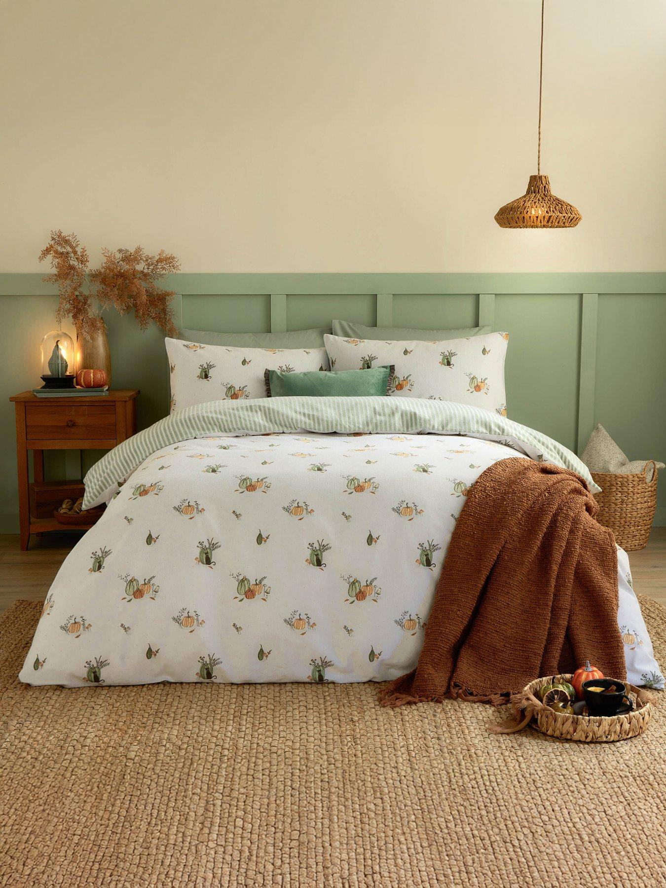 Wylder Pumpkin Spice Halloween Duvet Set White
