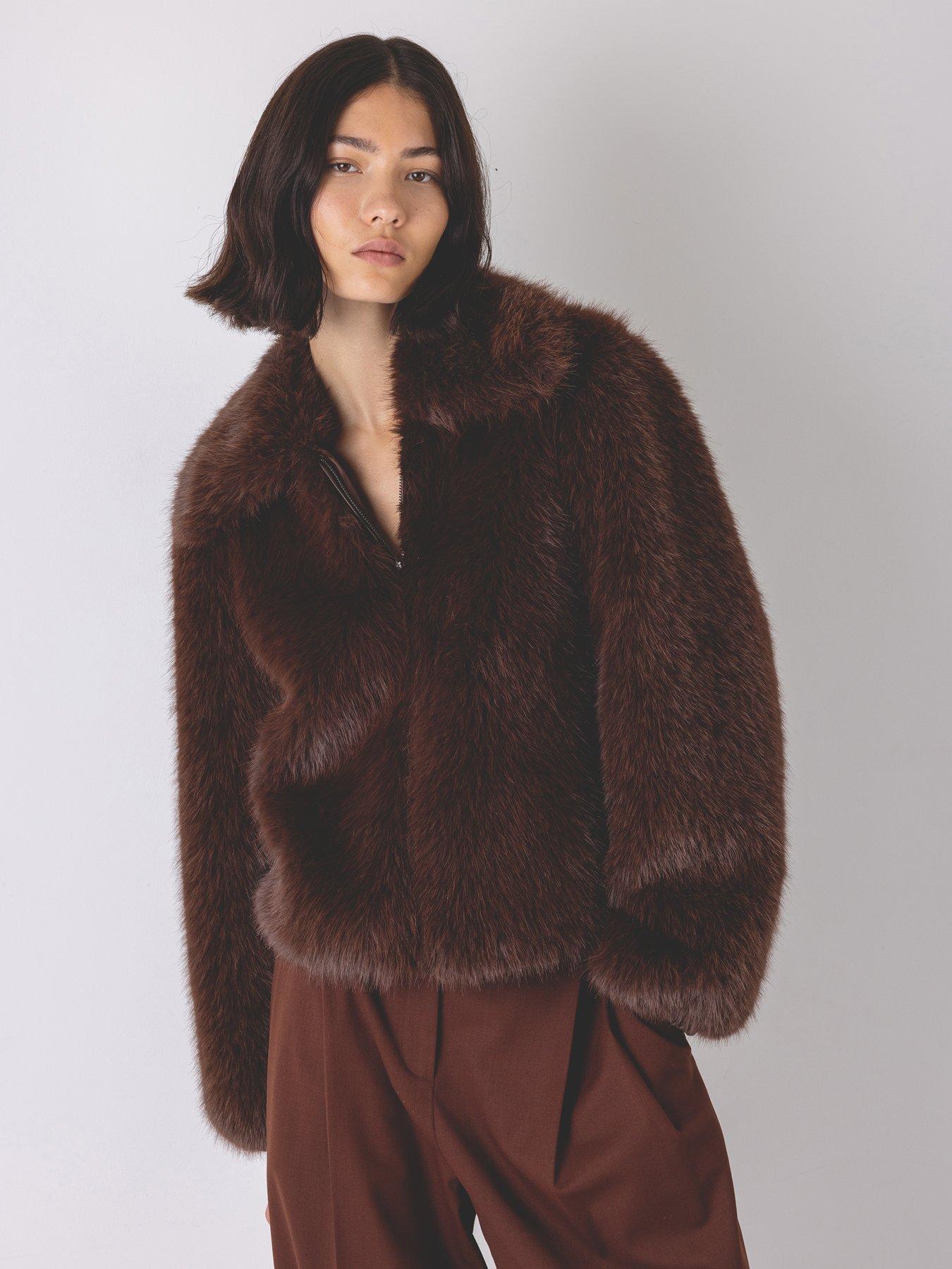vivere-indie-short-hair-jacket-brown