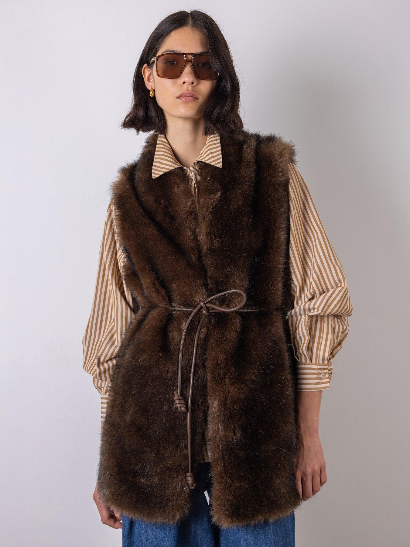 vivere-juliette-belted-fur-gilet-ash-brown
