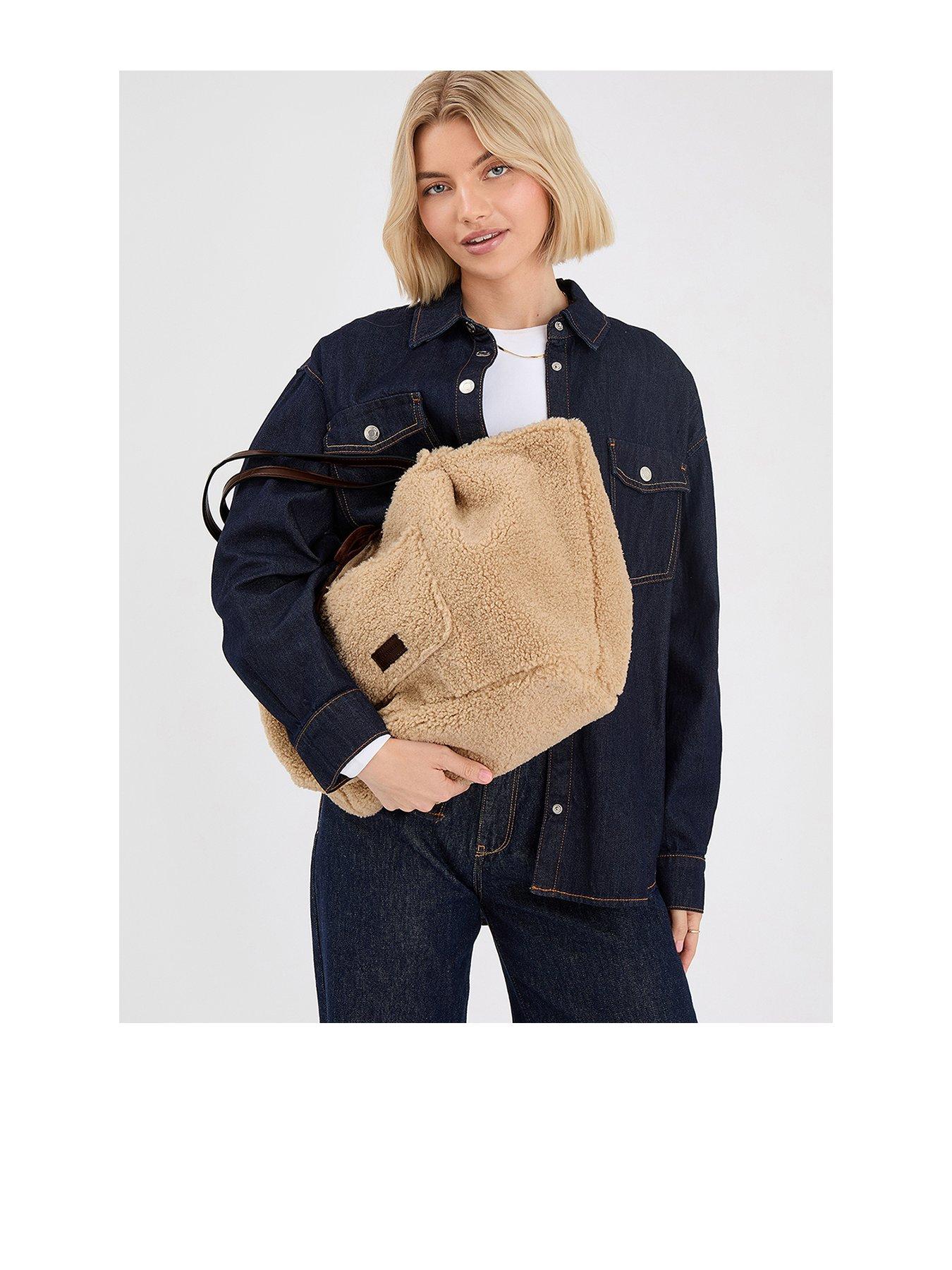 Image 3 of 5 of Accessorize Reversible Borg Shoulder Bag - Cream