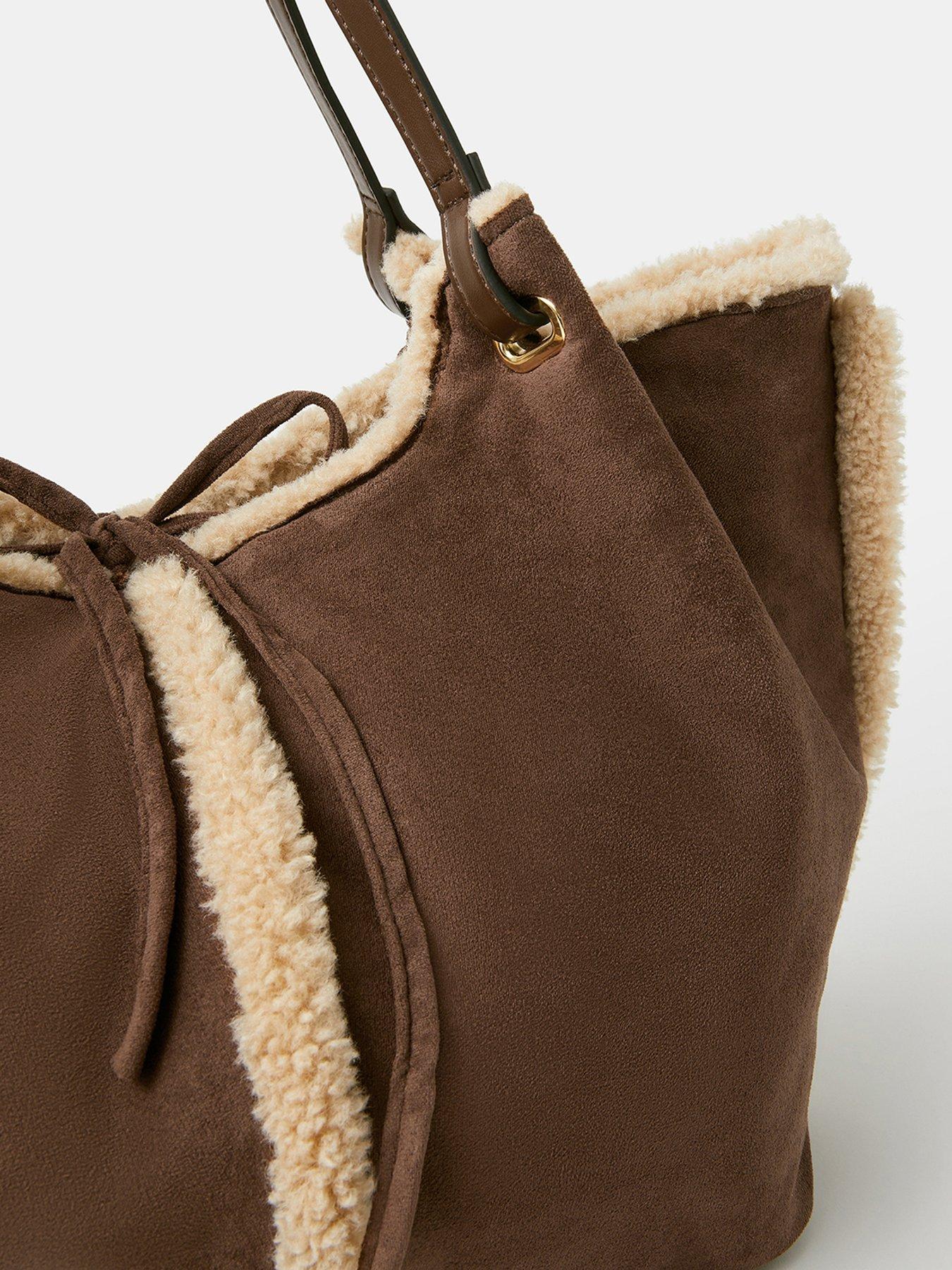 Image 5 of 5 of Accessorize Reversible Borg Shoulder Bag - Cream