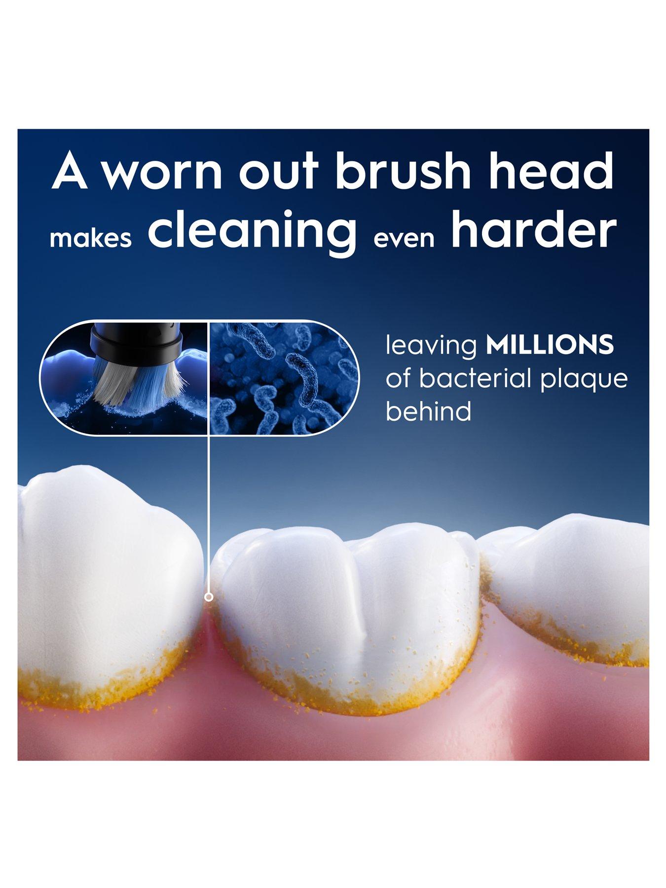 Image 5 of 7 of Oral-B iO Ultimate Clean White 2ct