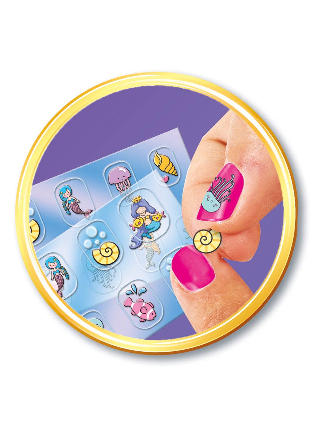  image of clementoni-crazy-chic-on-the-go-nail-art-case