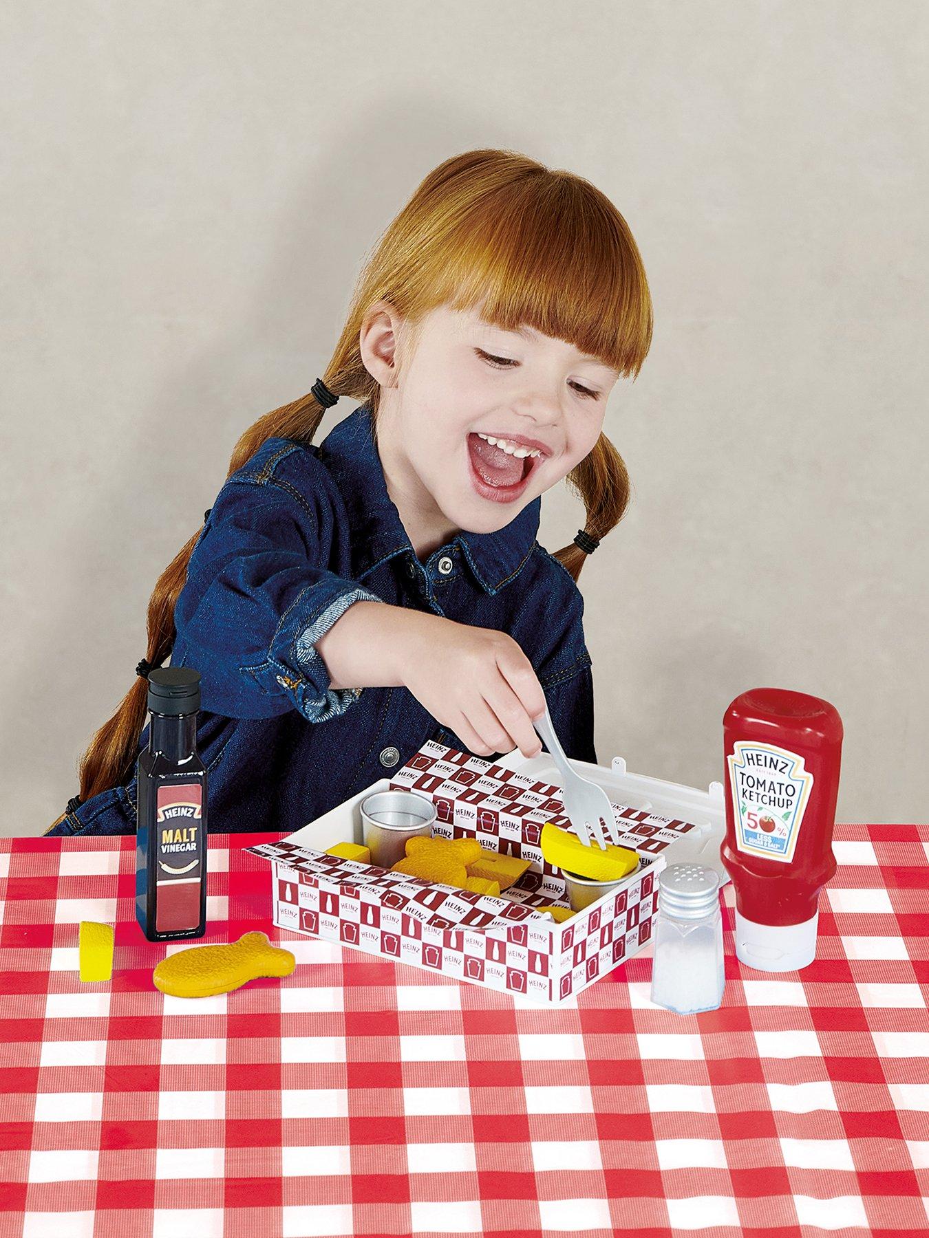 casdon-toy-heinz-fish-amp-chips-takeaway-set