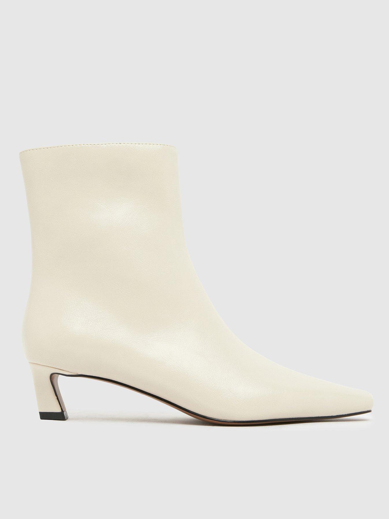 undefined Bexley Kitten Boots - White