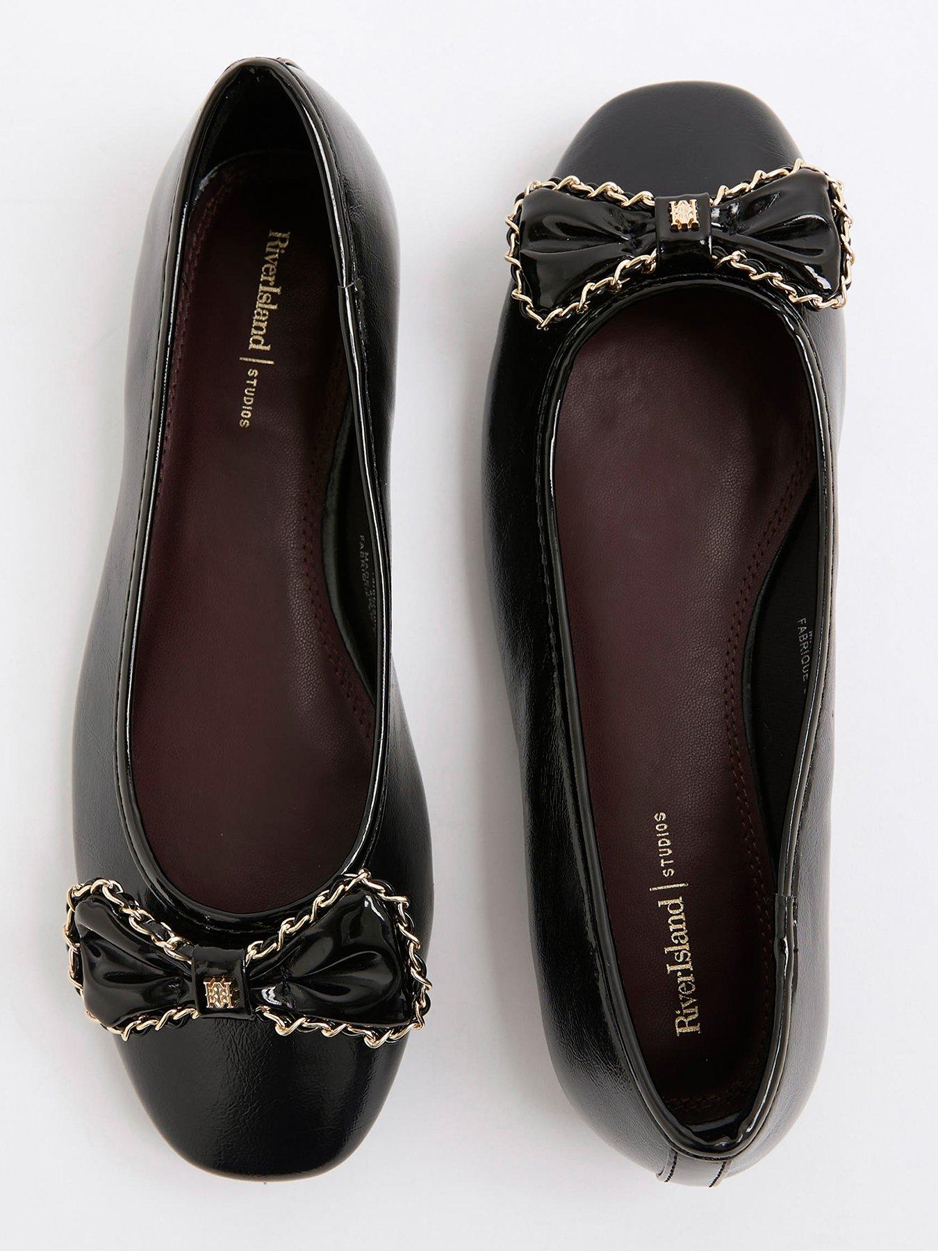 Image 5 of 6 of River Island Wide Chain Bow Ballerina - Black