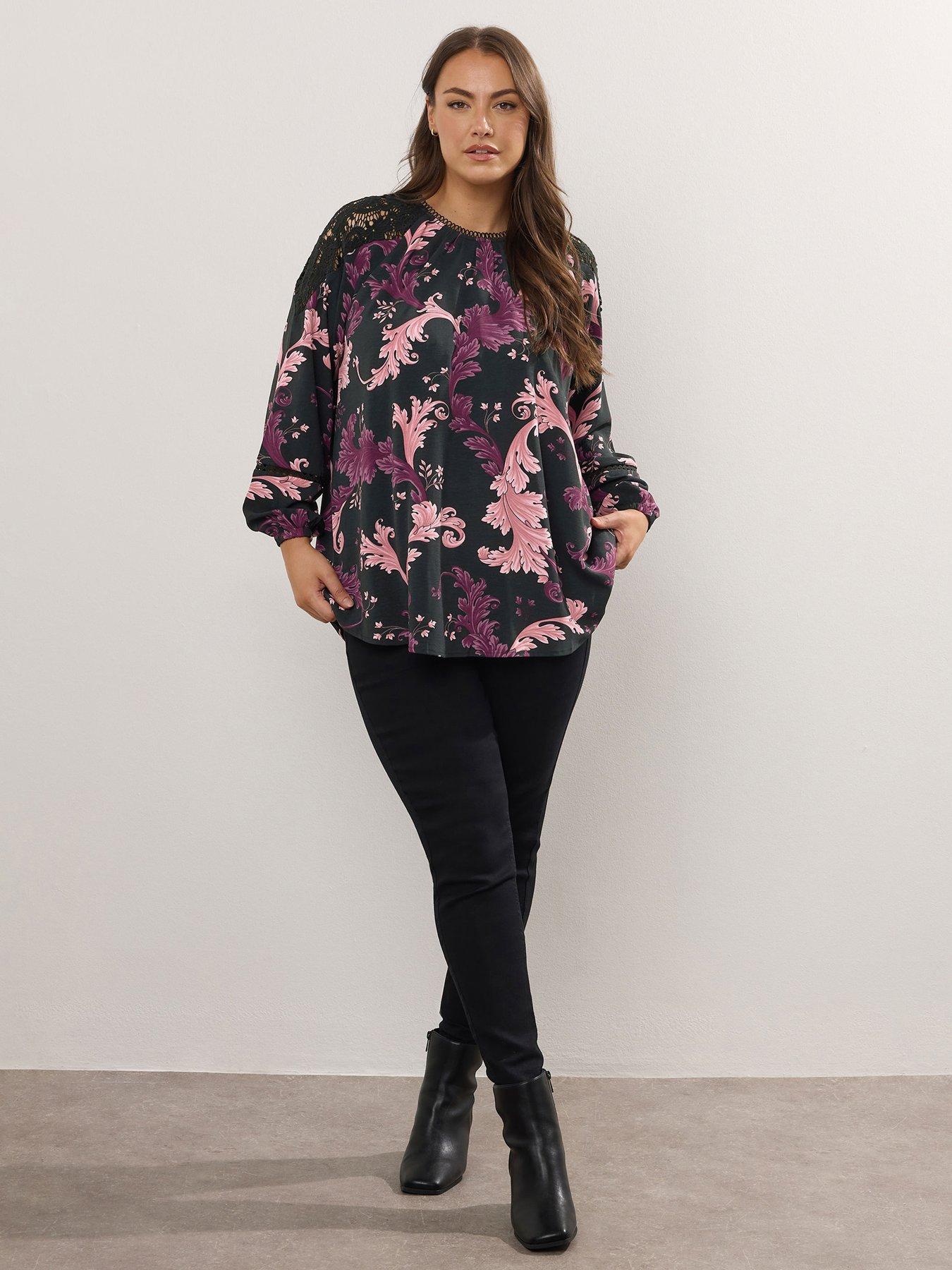 Image 3 of 4 of Yours Curve Lace Raglan Blouse - Black
