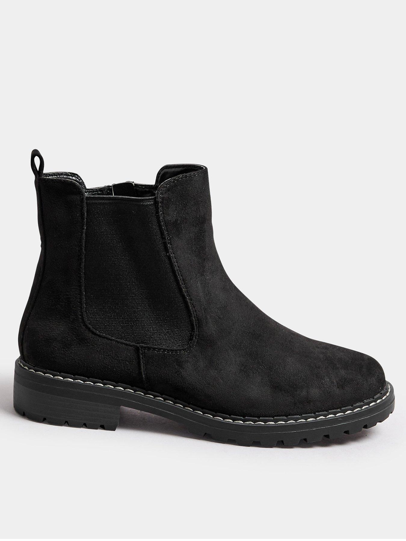 undefined Wide Fit Casual Chelsea Boot - Black