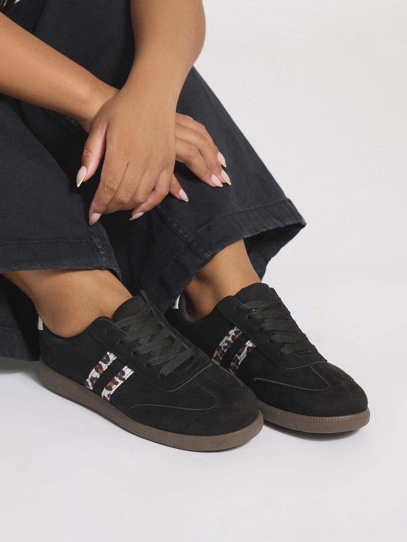 undefined Extra Wide Fit Retro Animal Stripe Trainer - Black