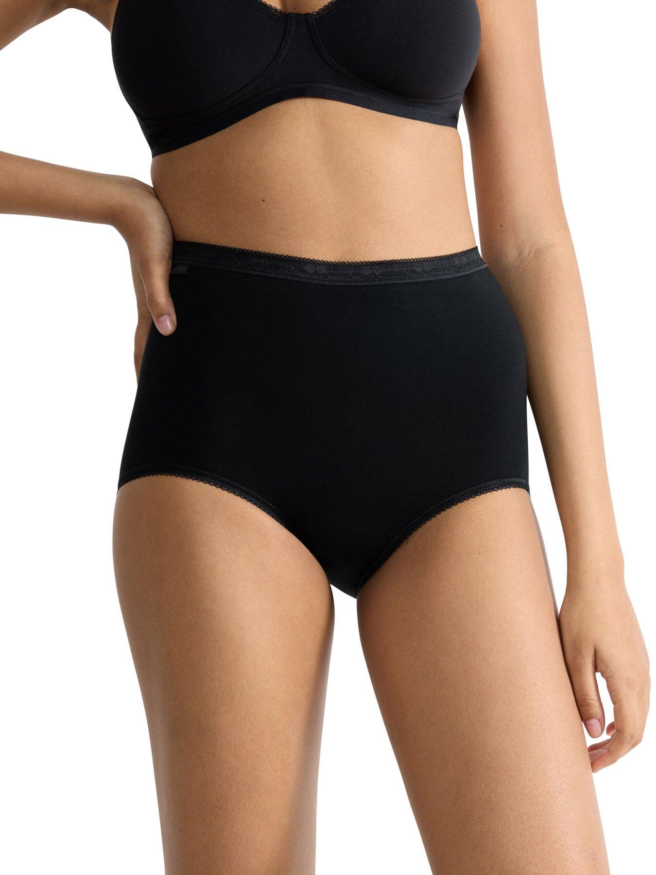 Image 5 of 7 of Sloggi Basic+ Maxi C6p - Black/white/beige