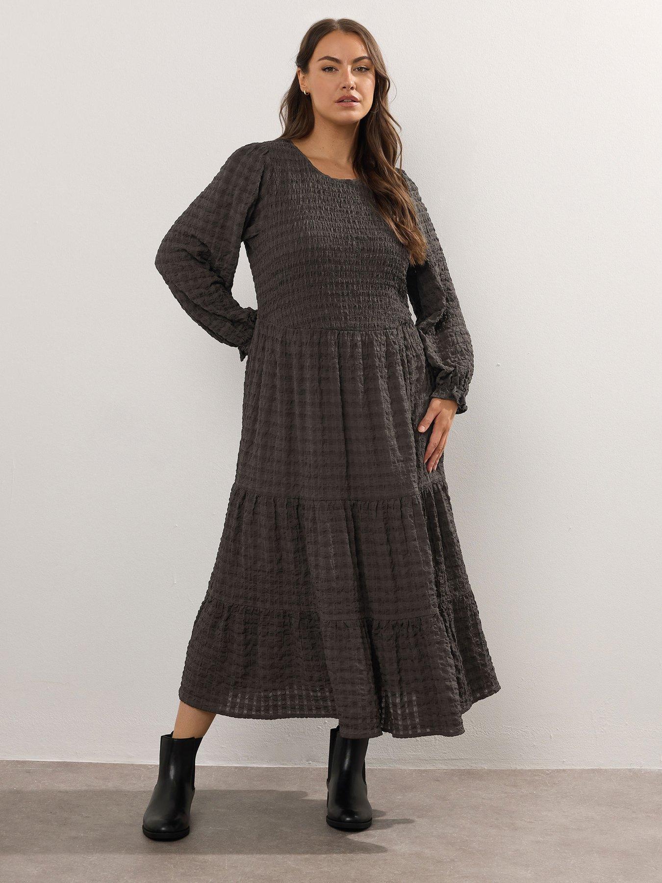 undefined Curve Seersucker Maxi Tiered Dress - Brown