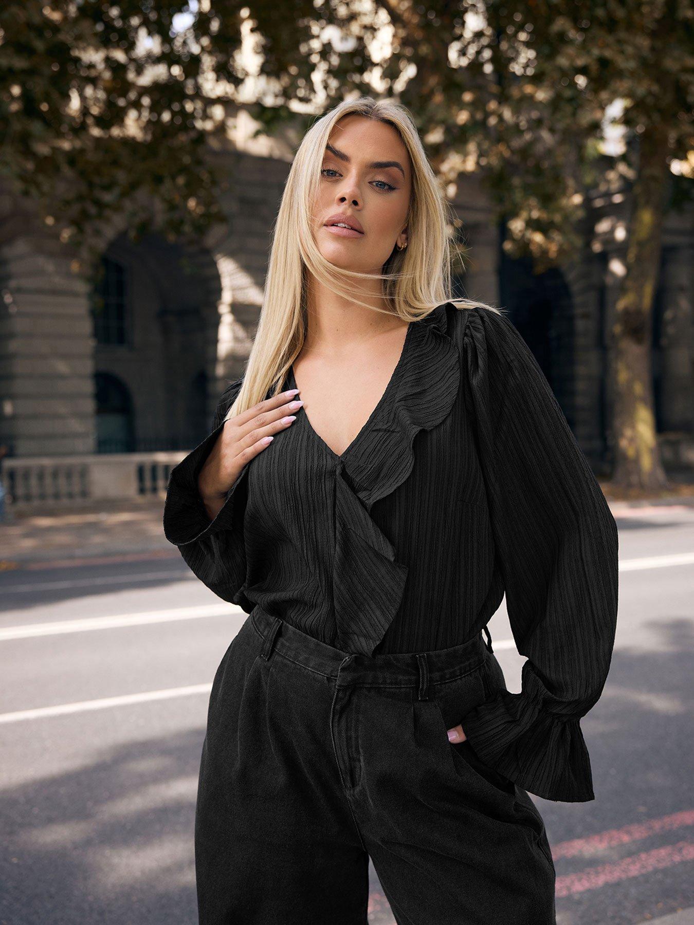 undefined Curve Textured Ruffle Blouse - Black