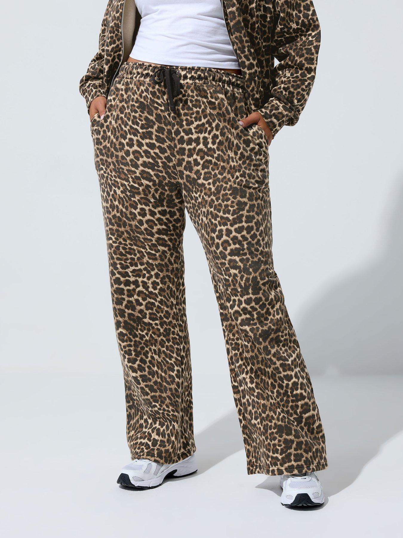 undefined Curve Leopard Printed Top - Brown