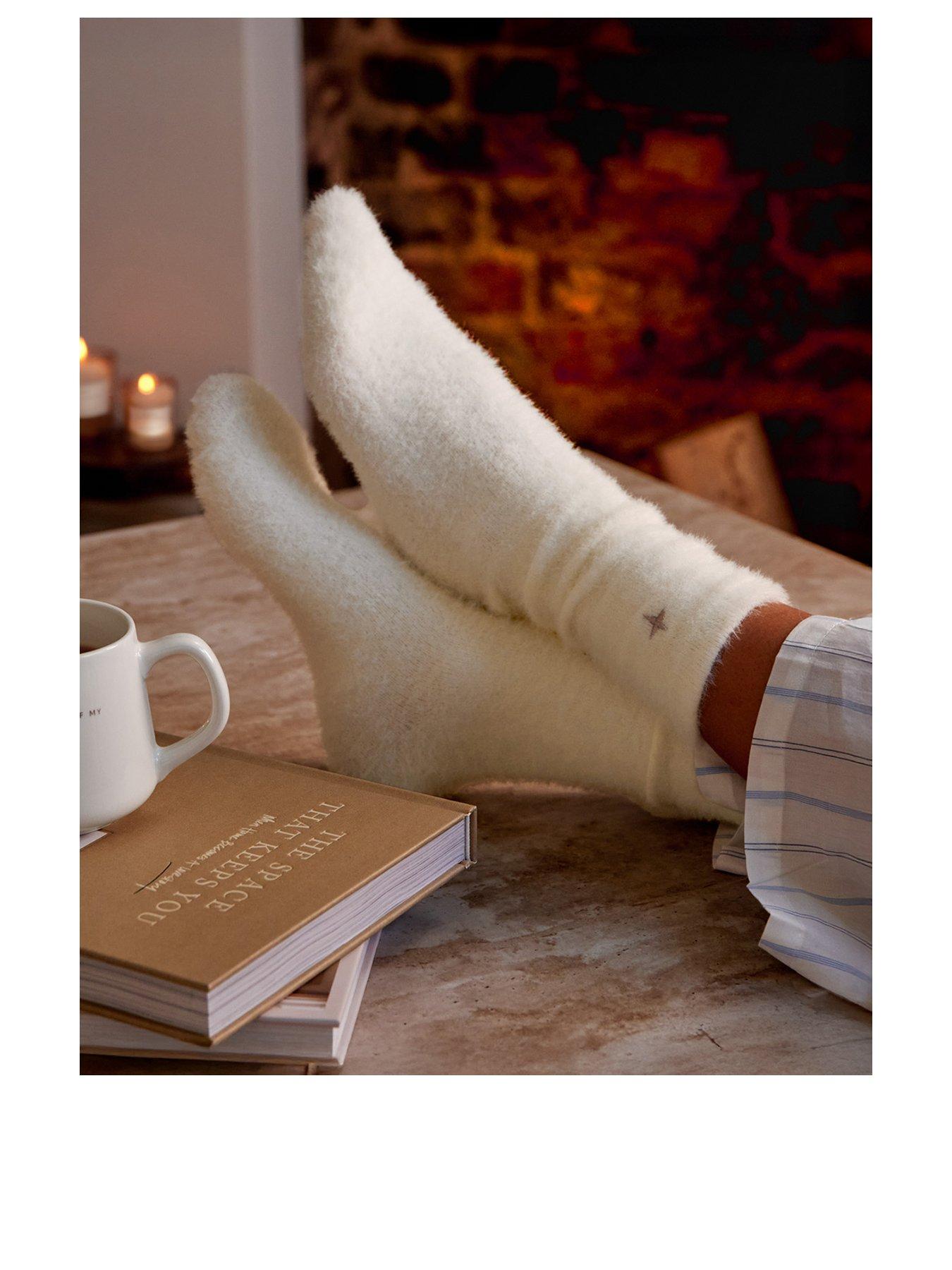 Katie Loxton Gift Boxed Fluffy Socks - Star - White