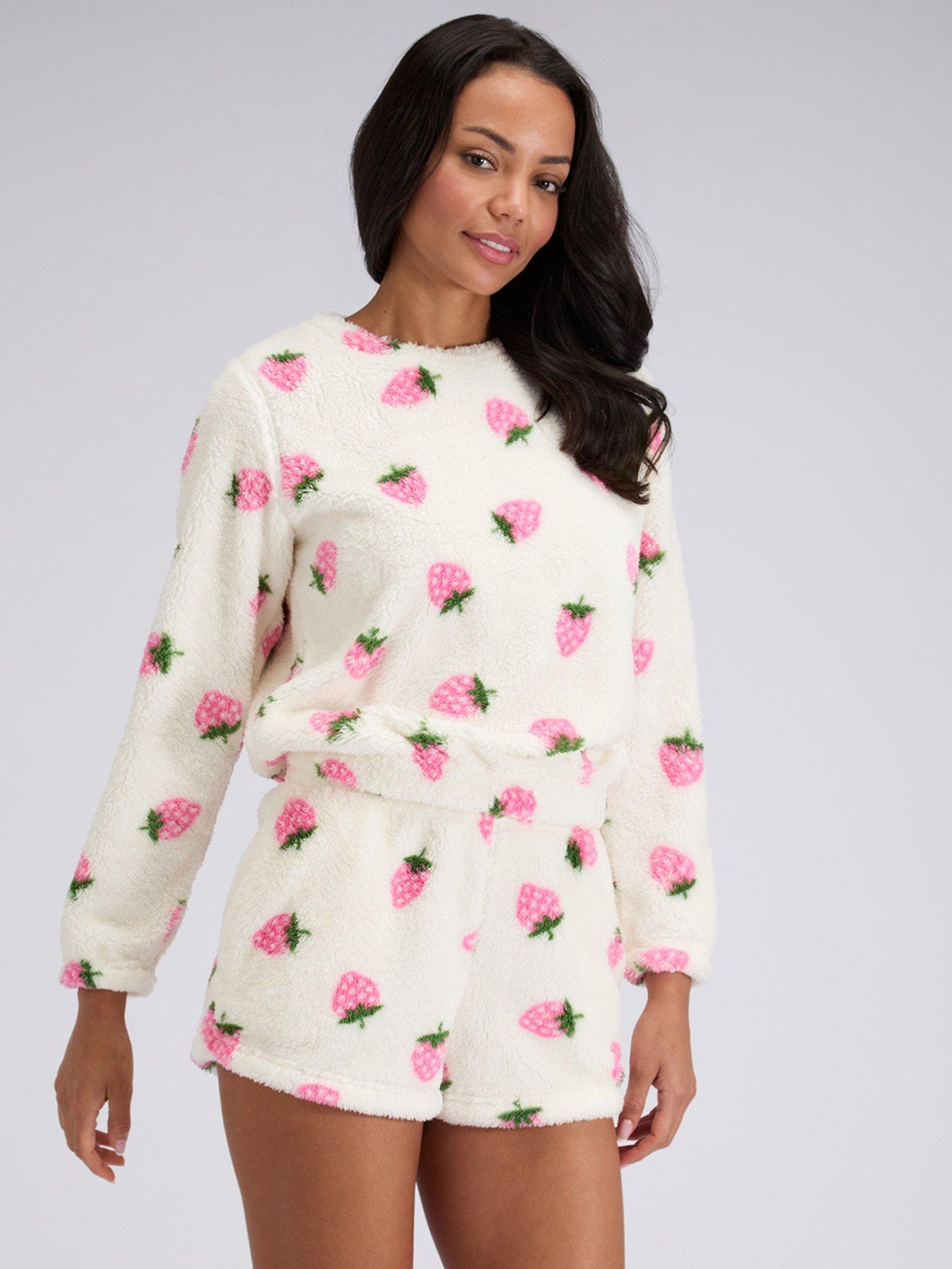  image of boux-avenue-strawberry-borg-lounge-set-white