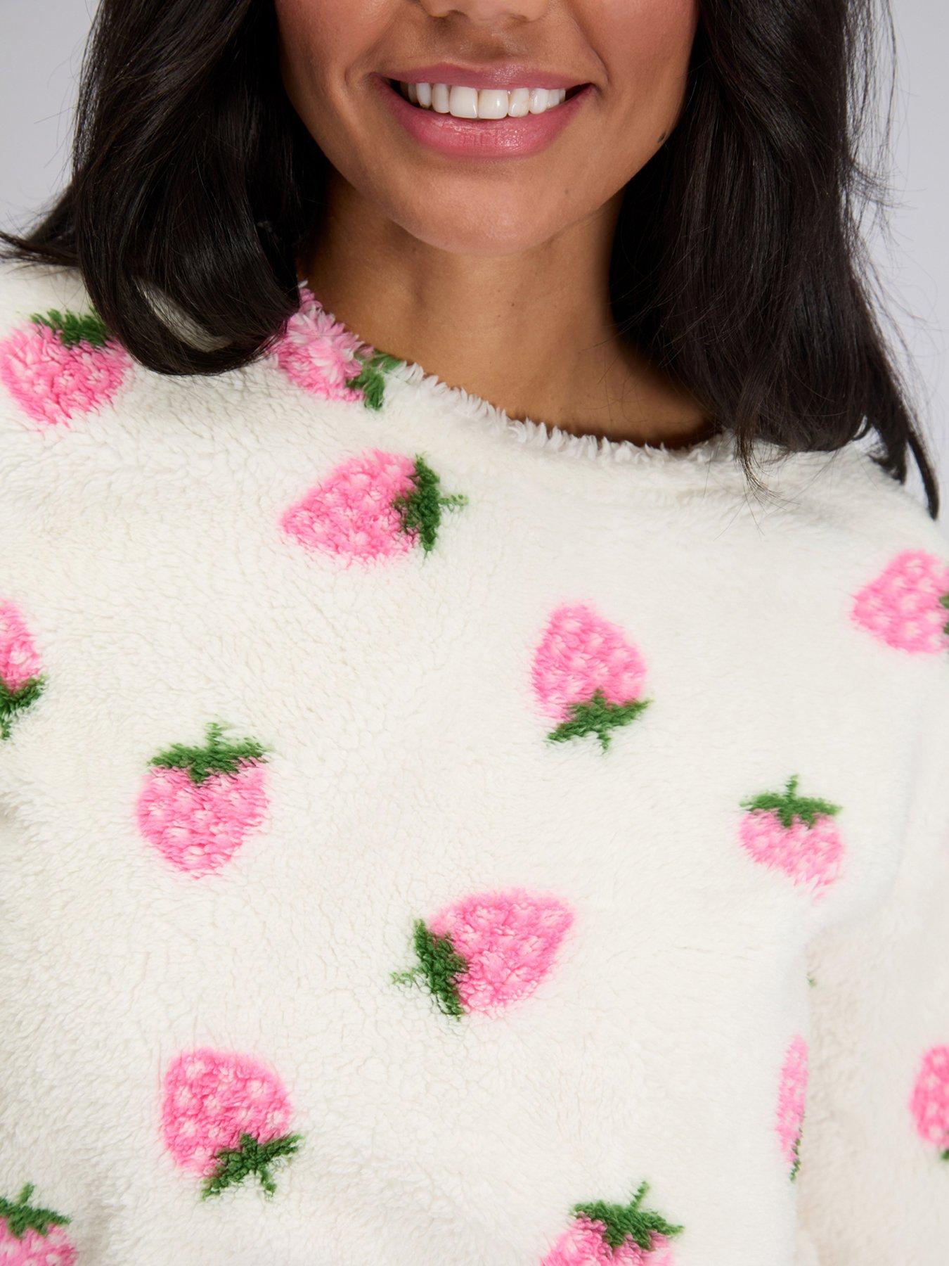  image of boux-avenue-strawberry-borg-lounge-set-white