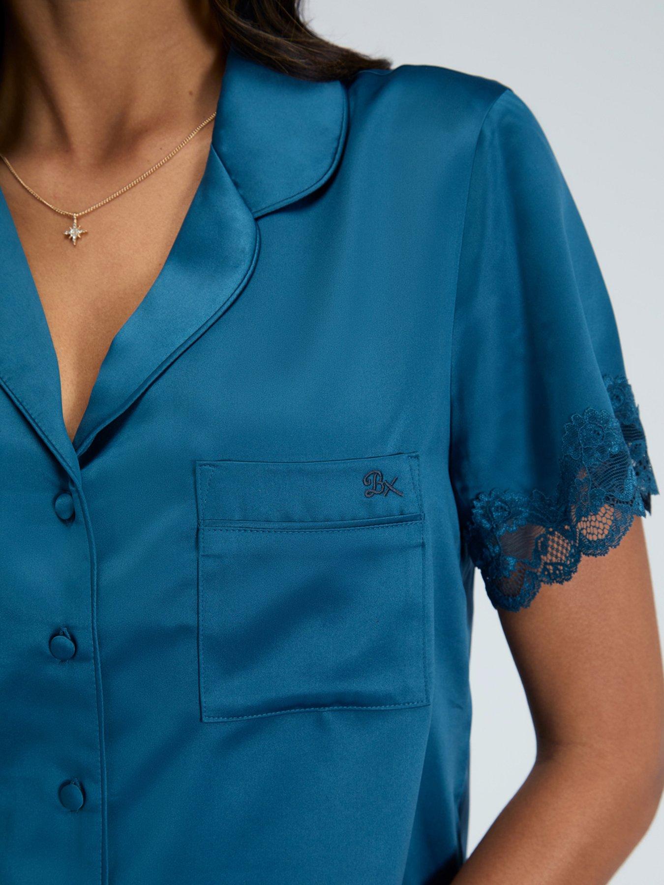 Image 4 of 6 of Boux Avenue Amelia Short Sleeve Revere &amp; Short Set - Green