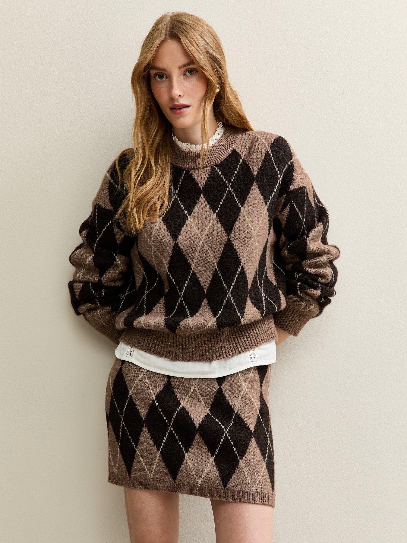 undefined Argyle Crew Neck Midweight Knit Jumper - Brown