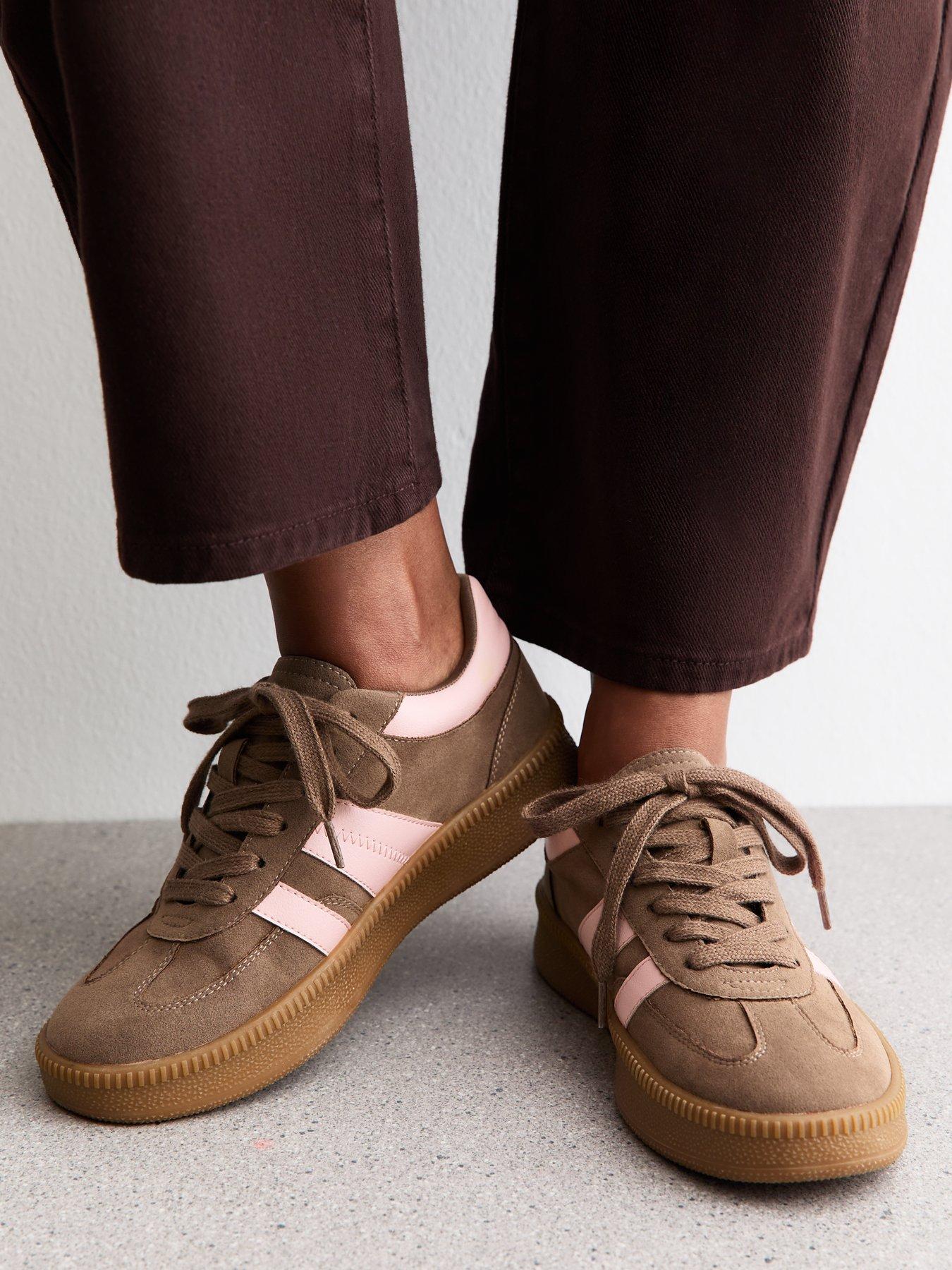 Image 5 of 6 of New Look Faux Suede Side Stripe Low Top Trainers - Brown